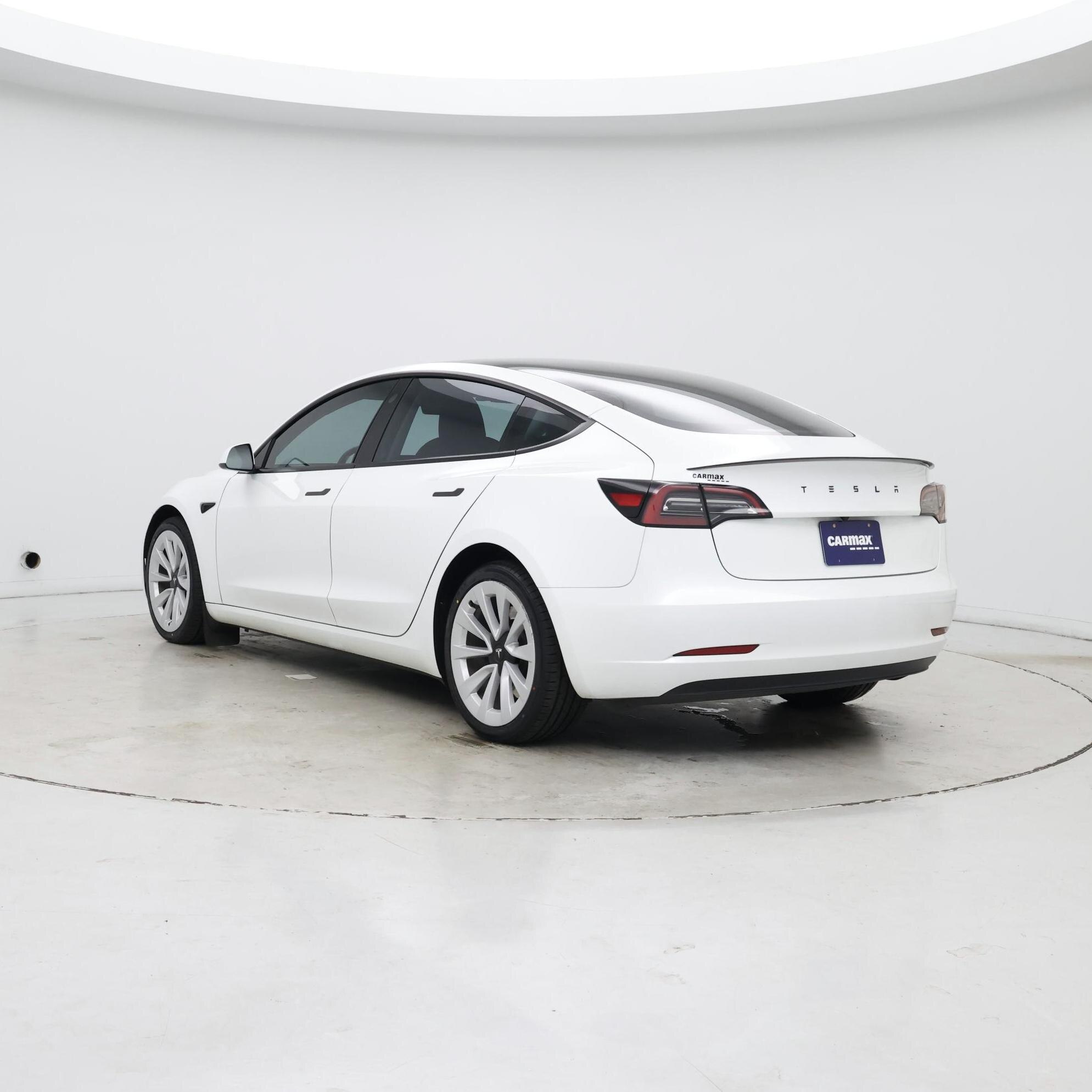 Thumbnail: 2023 Tesla Model 3 - 2