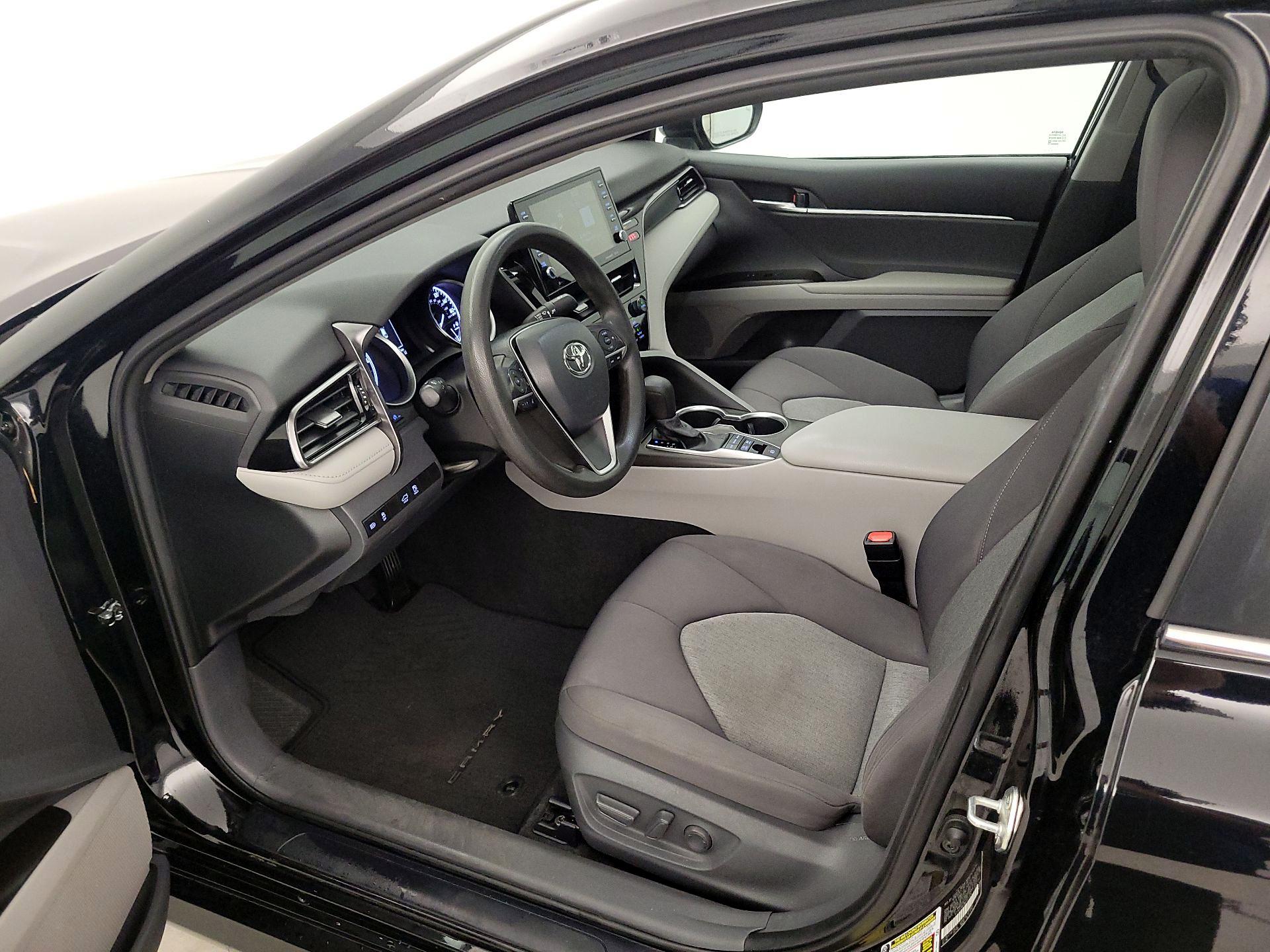 Thumbnail: 2021 Toyota Camry - 11