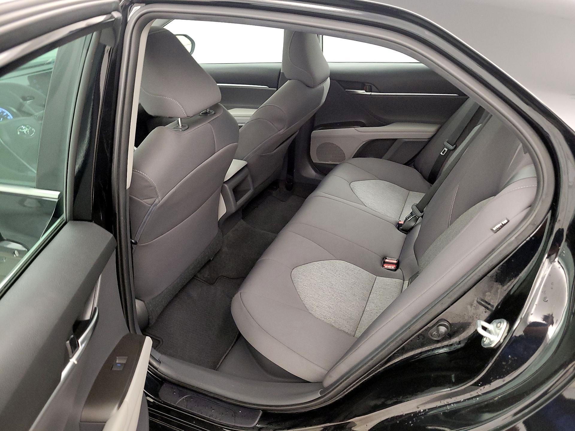 Thumbnail: 2021 Toyota Camry - 20