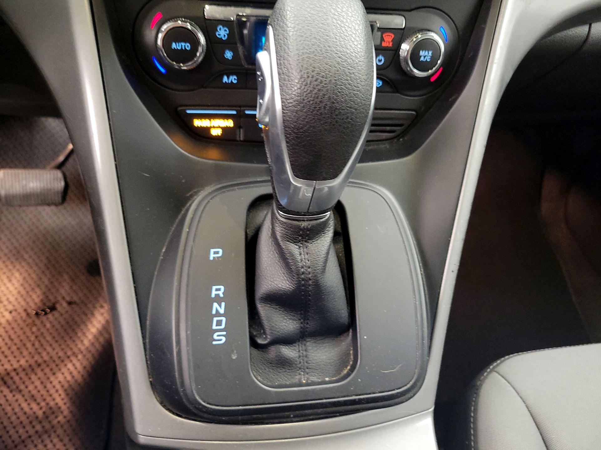 Thumbnail: 2016 Ford Escape - 17