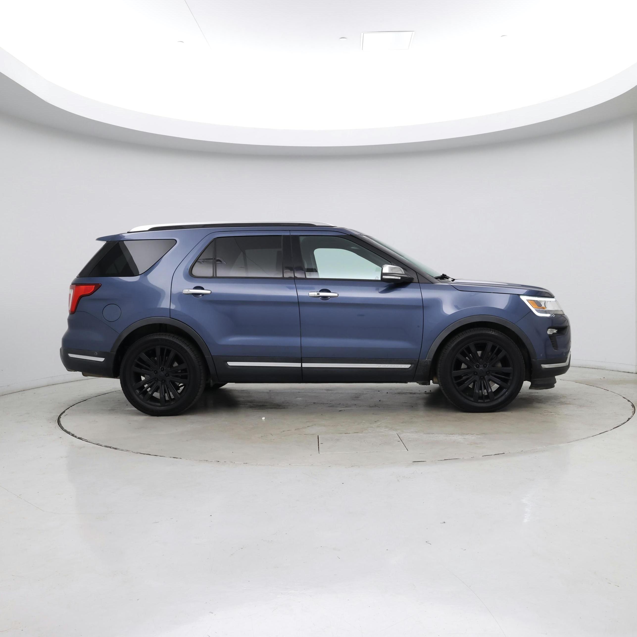 Thumbnail: 2018 Ford Explorer - 7
