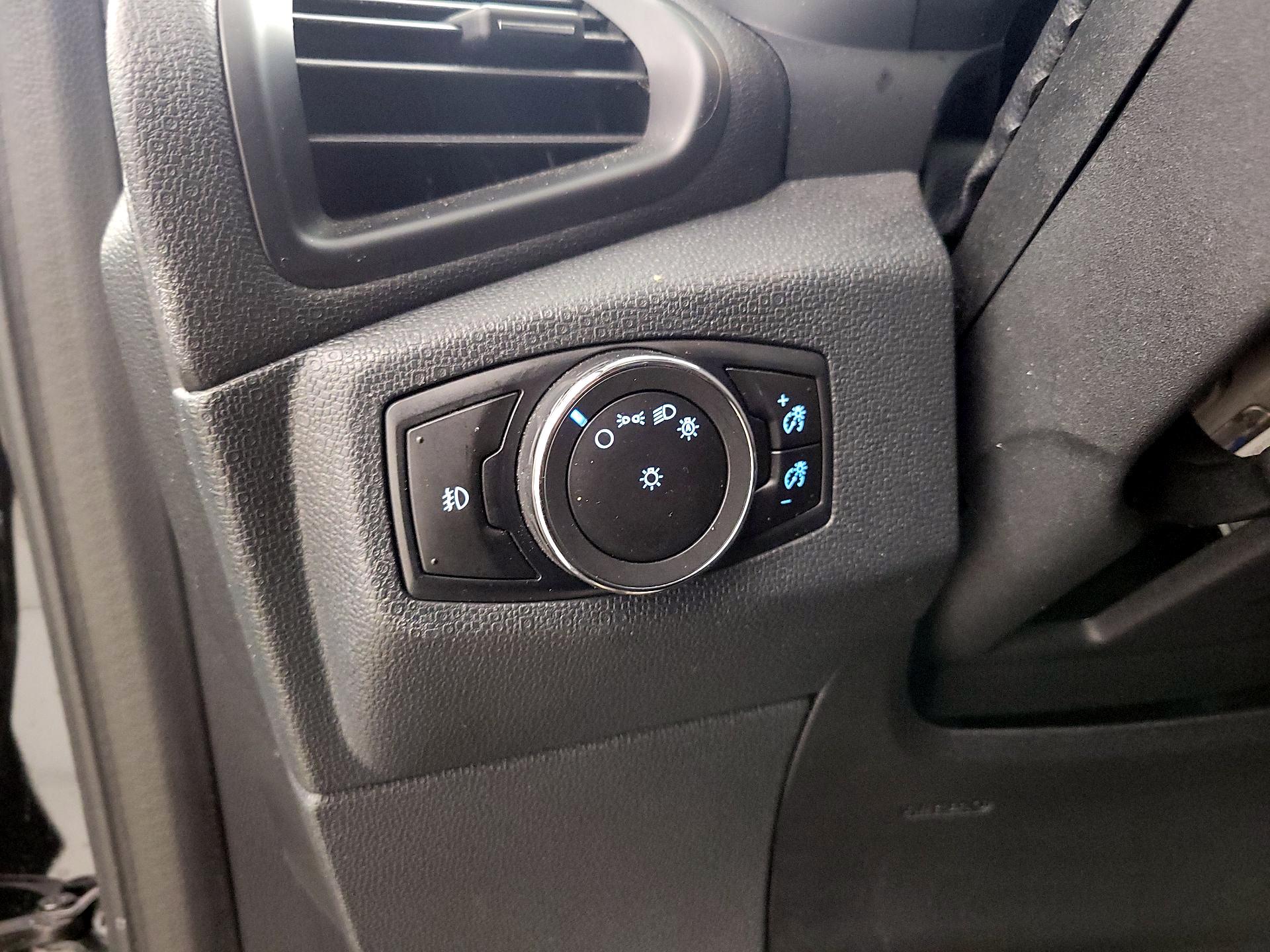 Thumbnail: 2019 Ford EcoSport - 13