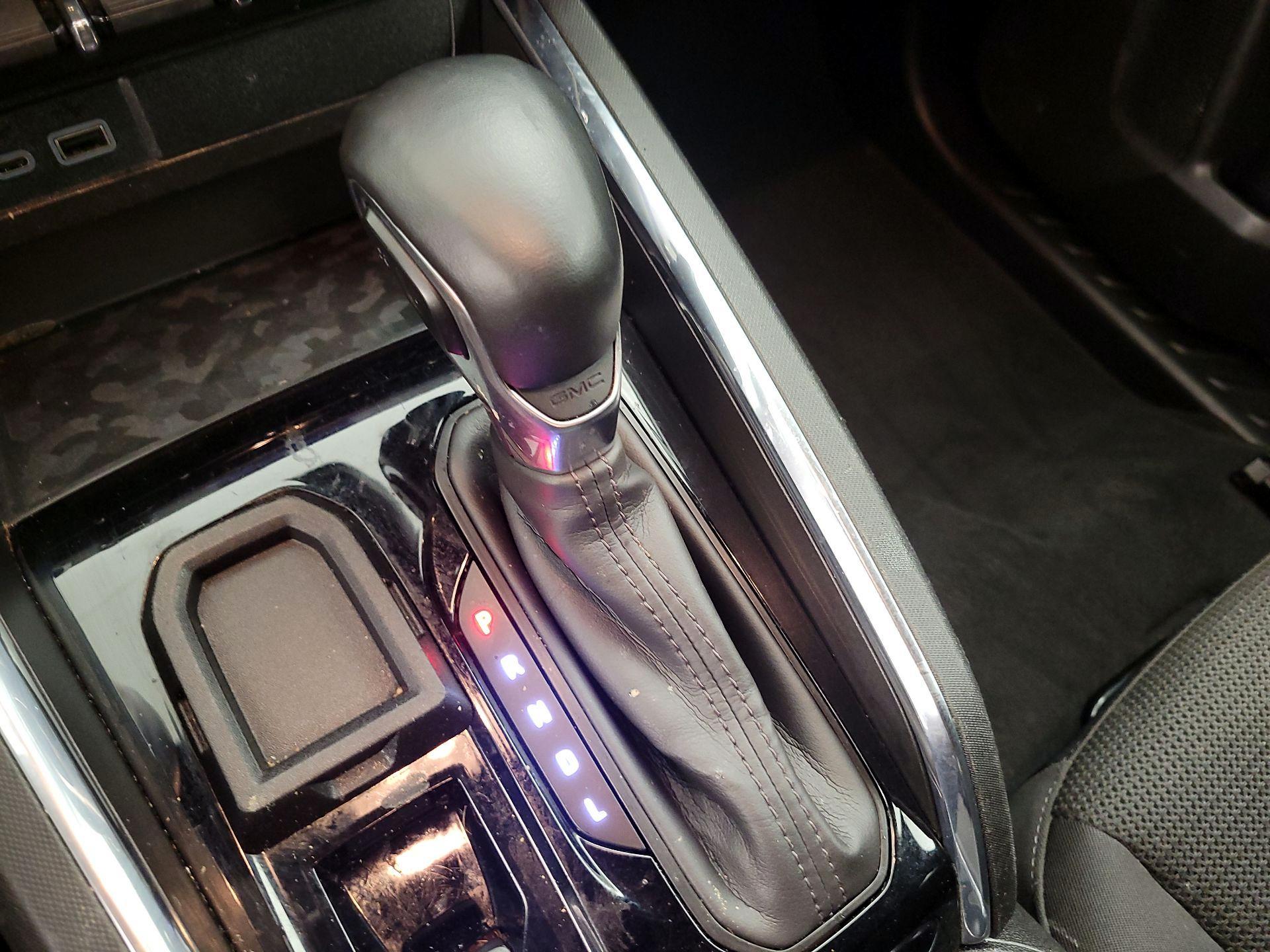 Thumbnail: 2023 GMC Canyon - 17