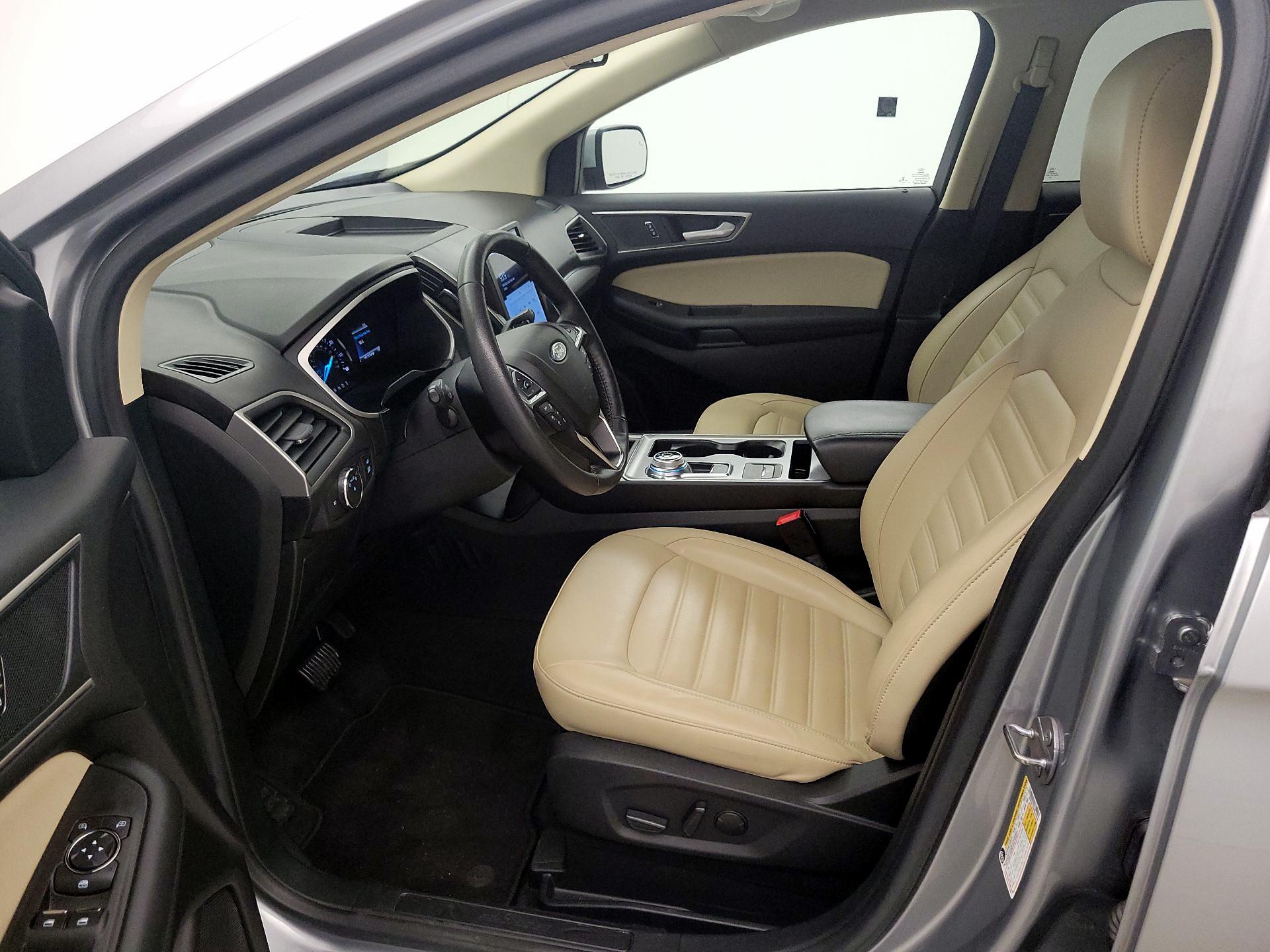 Thumbnail: 2021 Ford Edge - 11