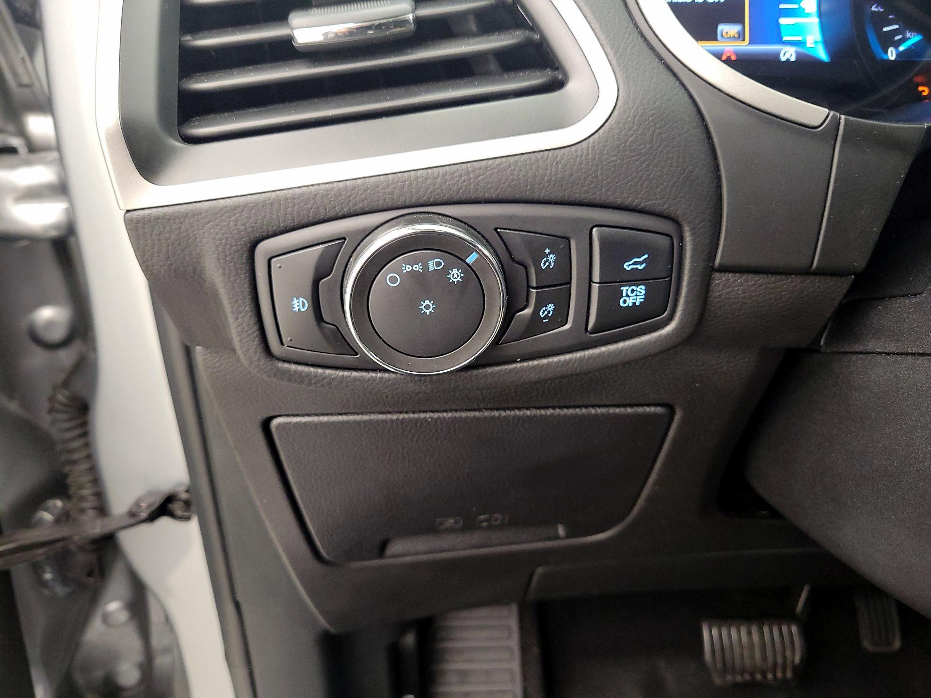 Thumbnail: 2021 Ford Edge - 13