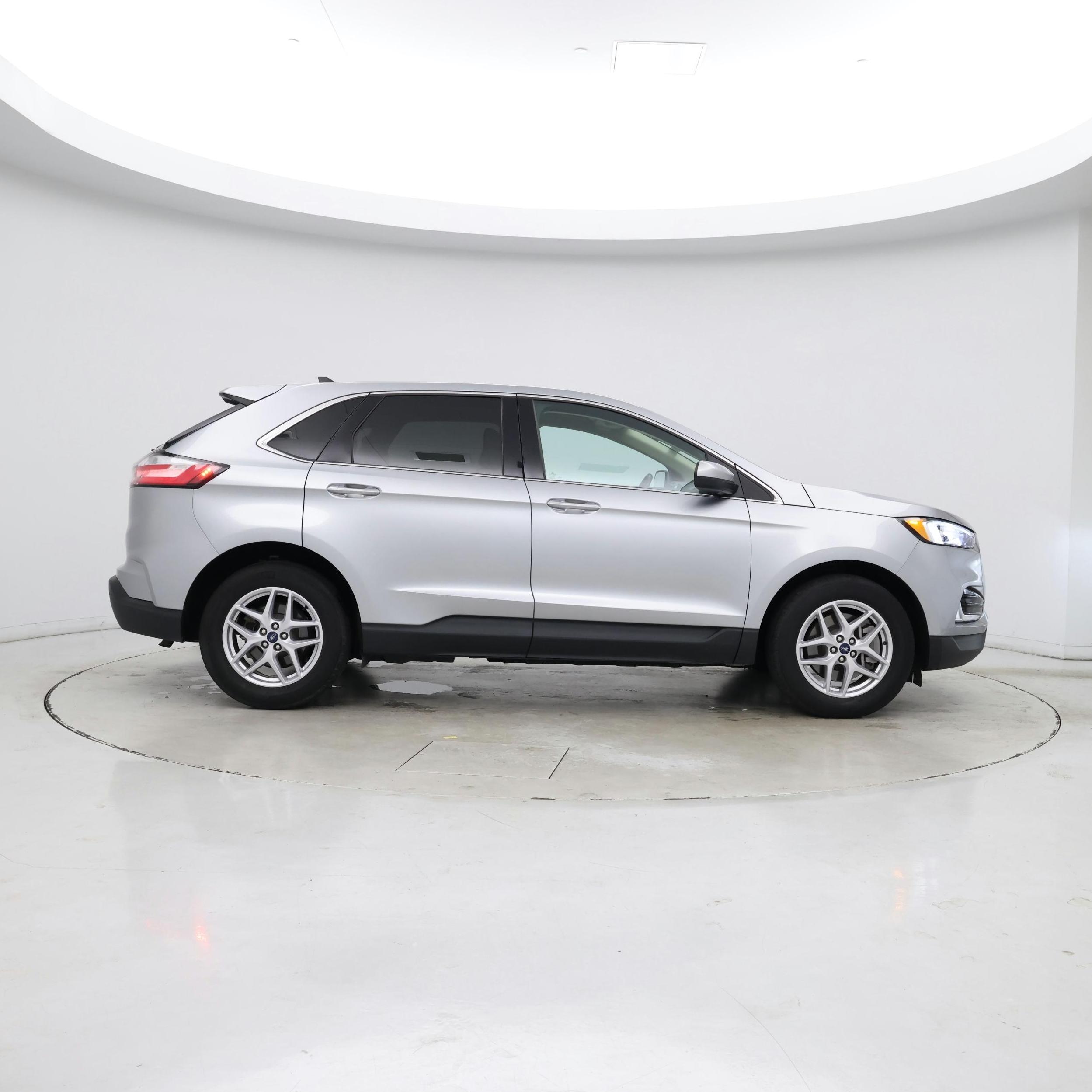Thumbnail: 2021 Ford Edge - 7