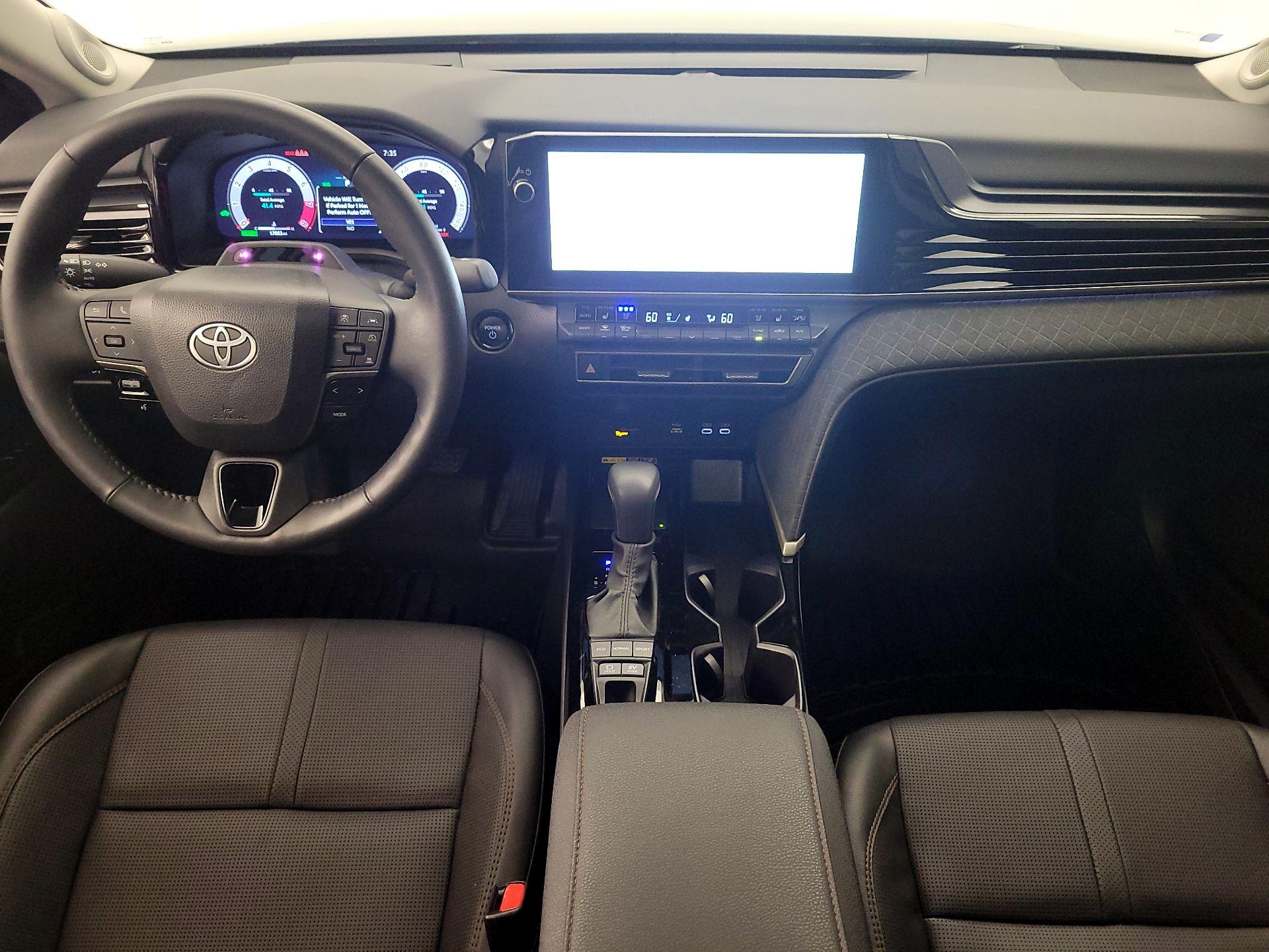 Thumbnail: 2025 Toyota Camry - 9