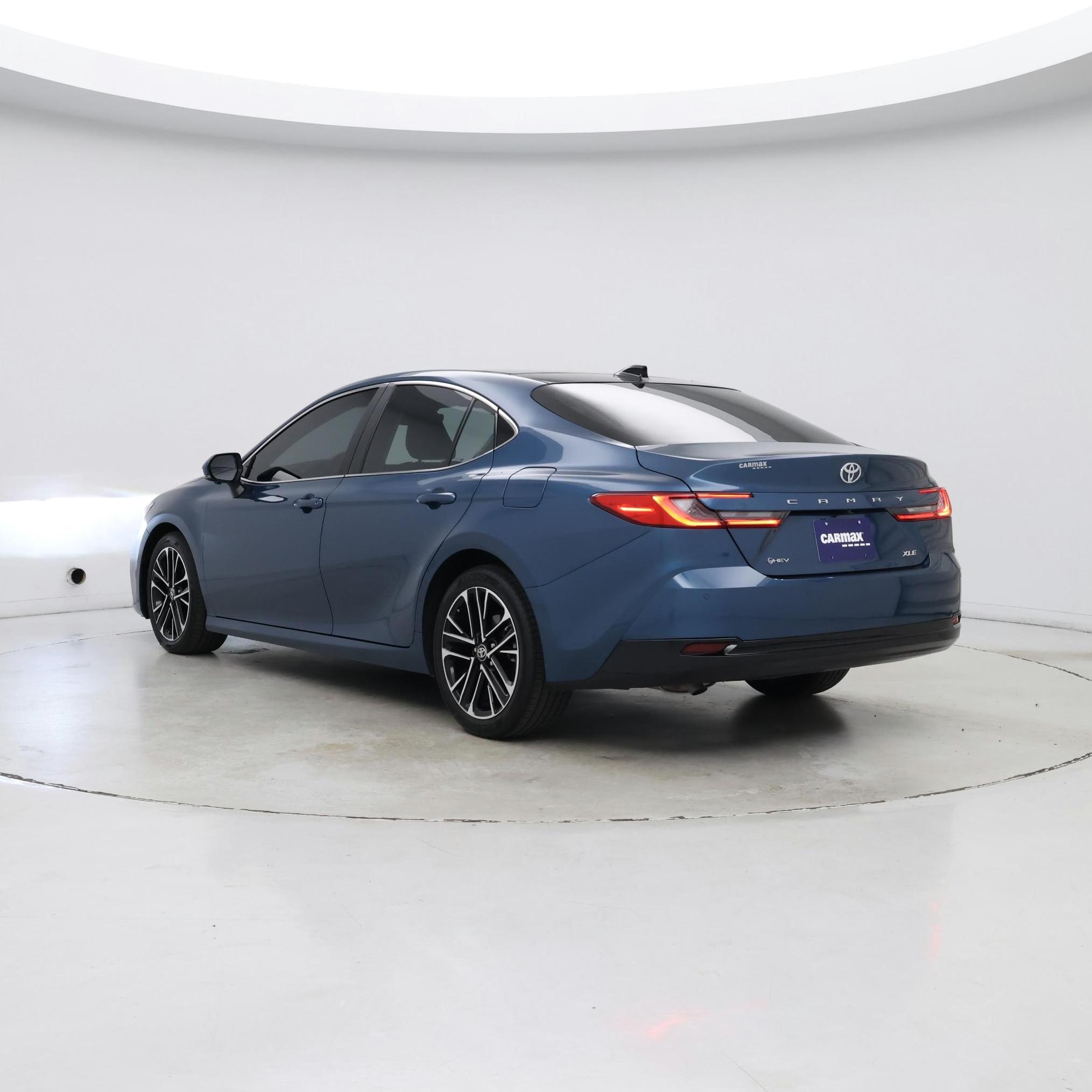 Thumbnail: 2025 Toyota Camry - 2