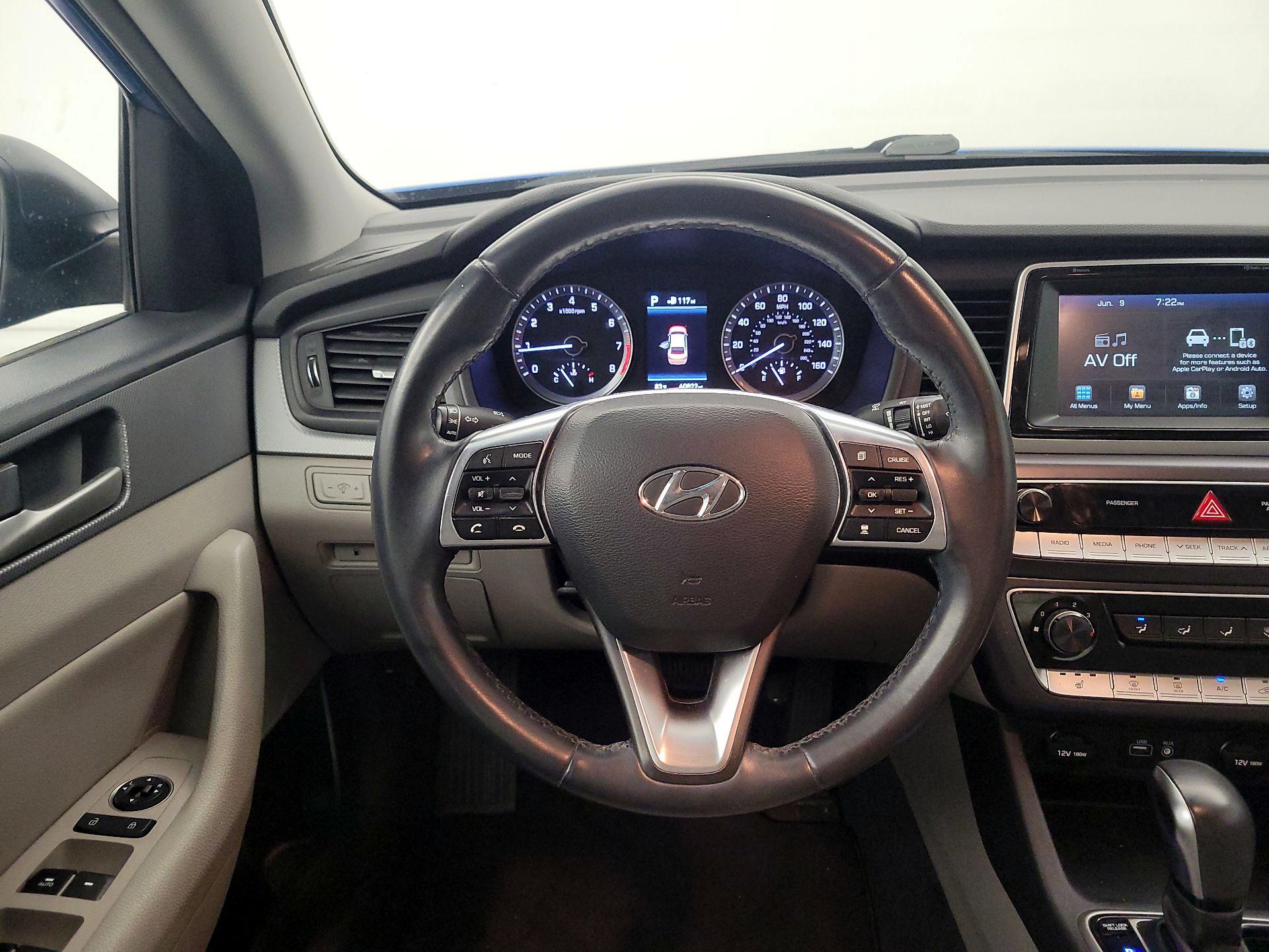 Thumbnail: 2018 Hyundai Sonata - 10