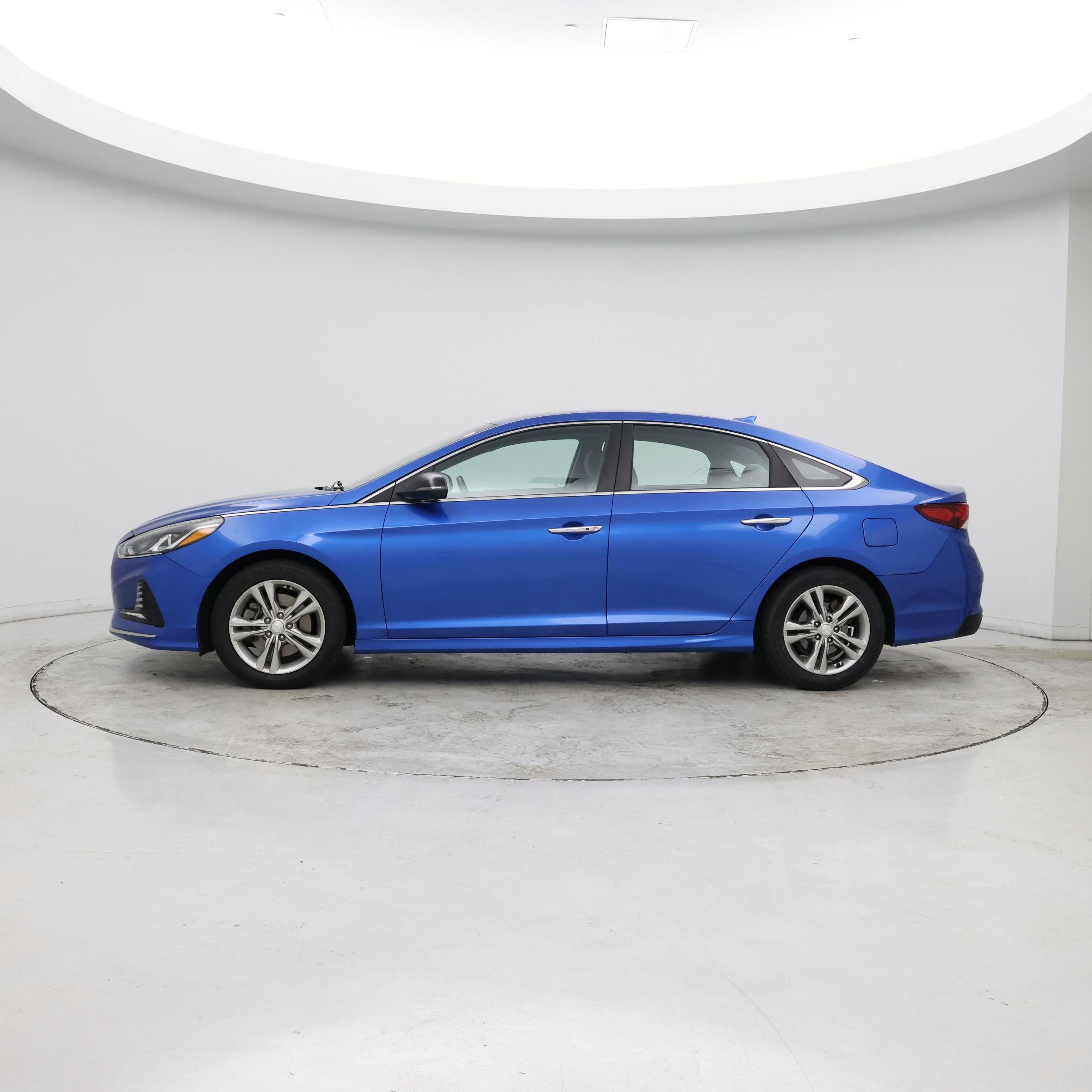 Thumbnail: 2018 Hyundai Sonata - 2