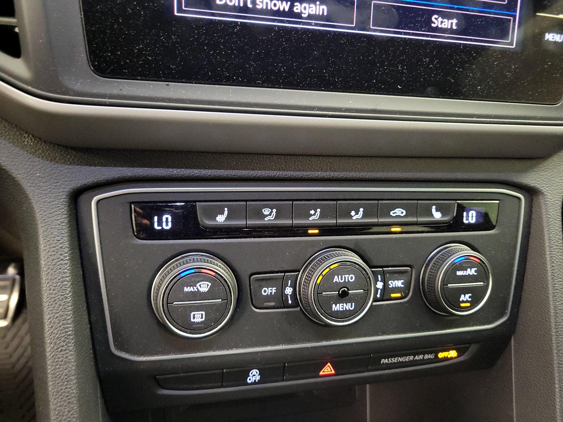 Thumbnail: 2021 Volkswagen Atlas - 16