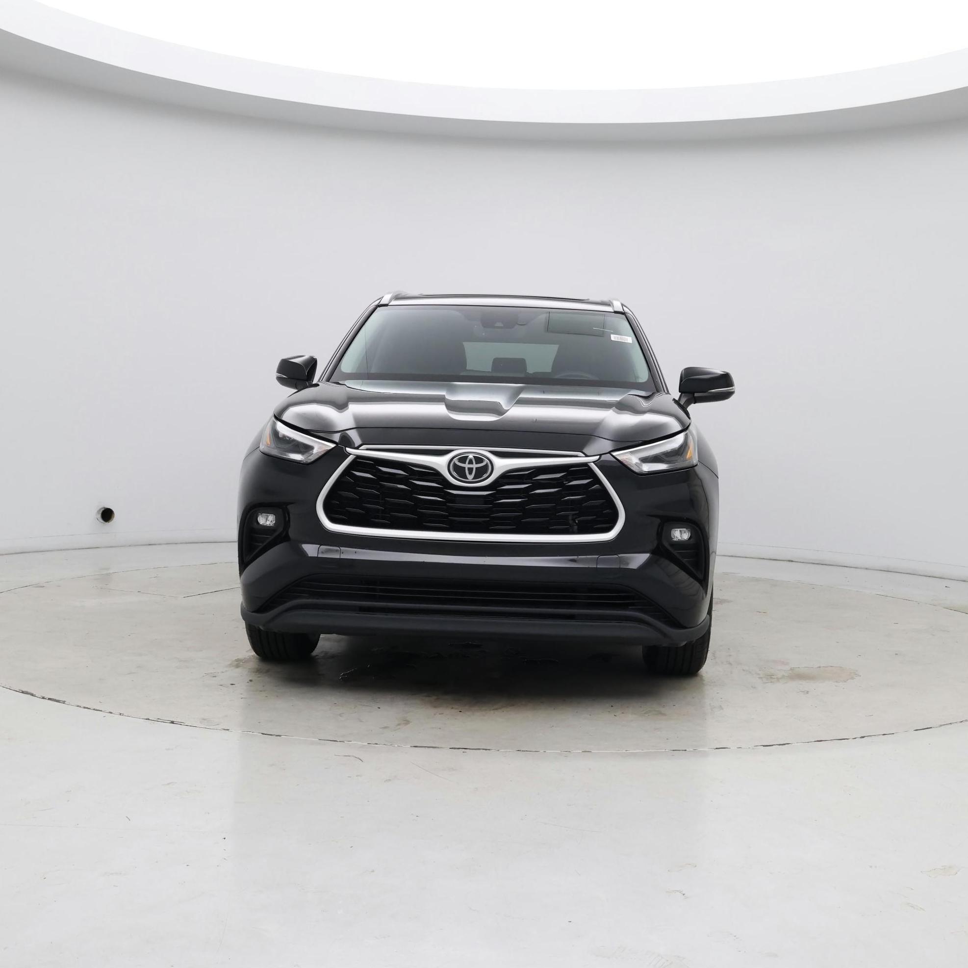 Thumbnail: 2022 Toyota Highlander - 5
