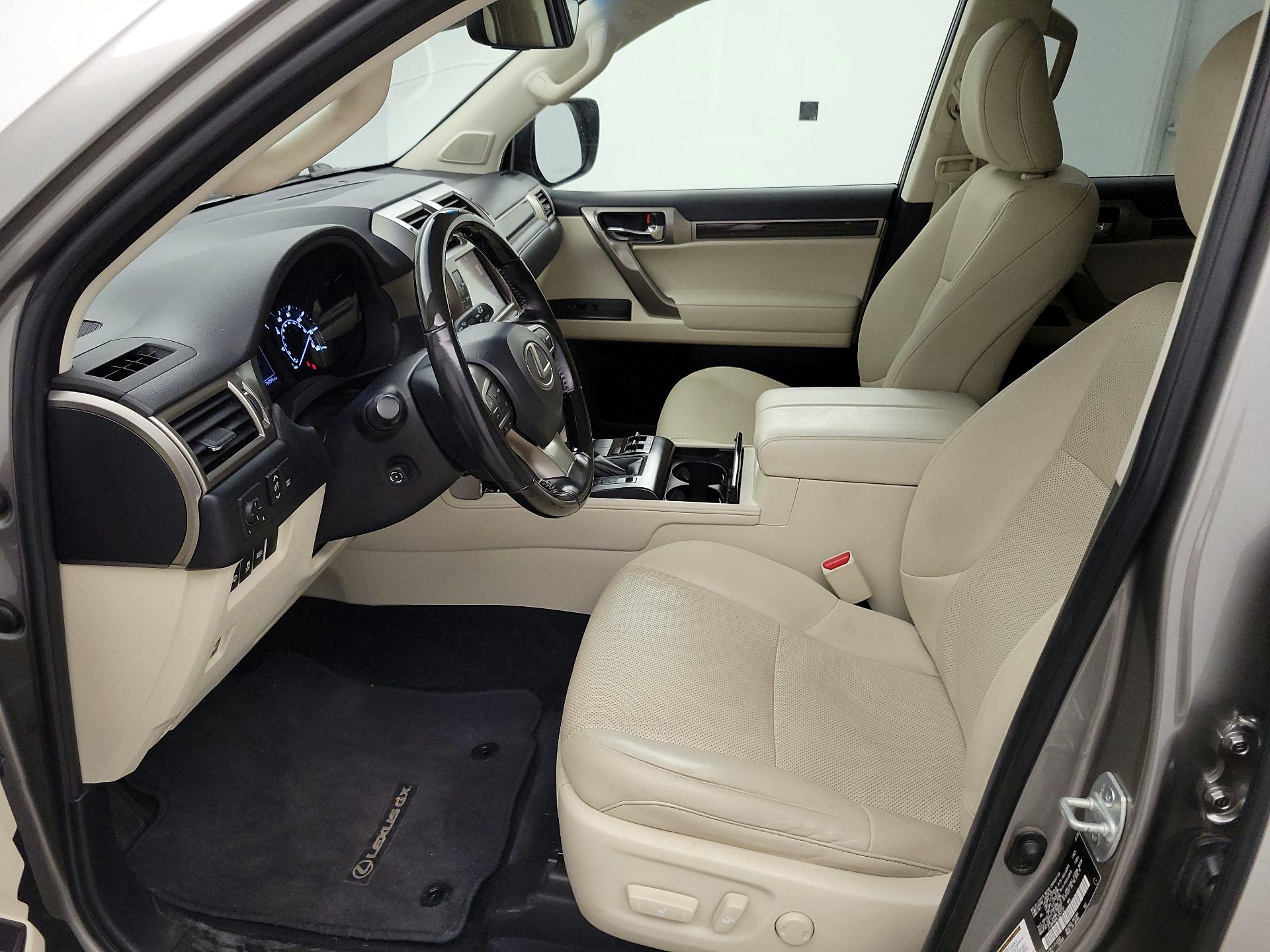 Thumbnail: 2020 Lexus GX - 11