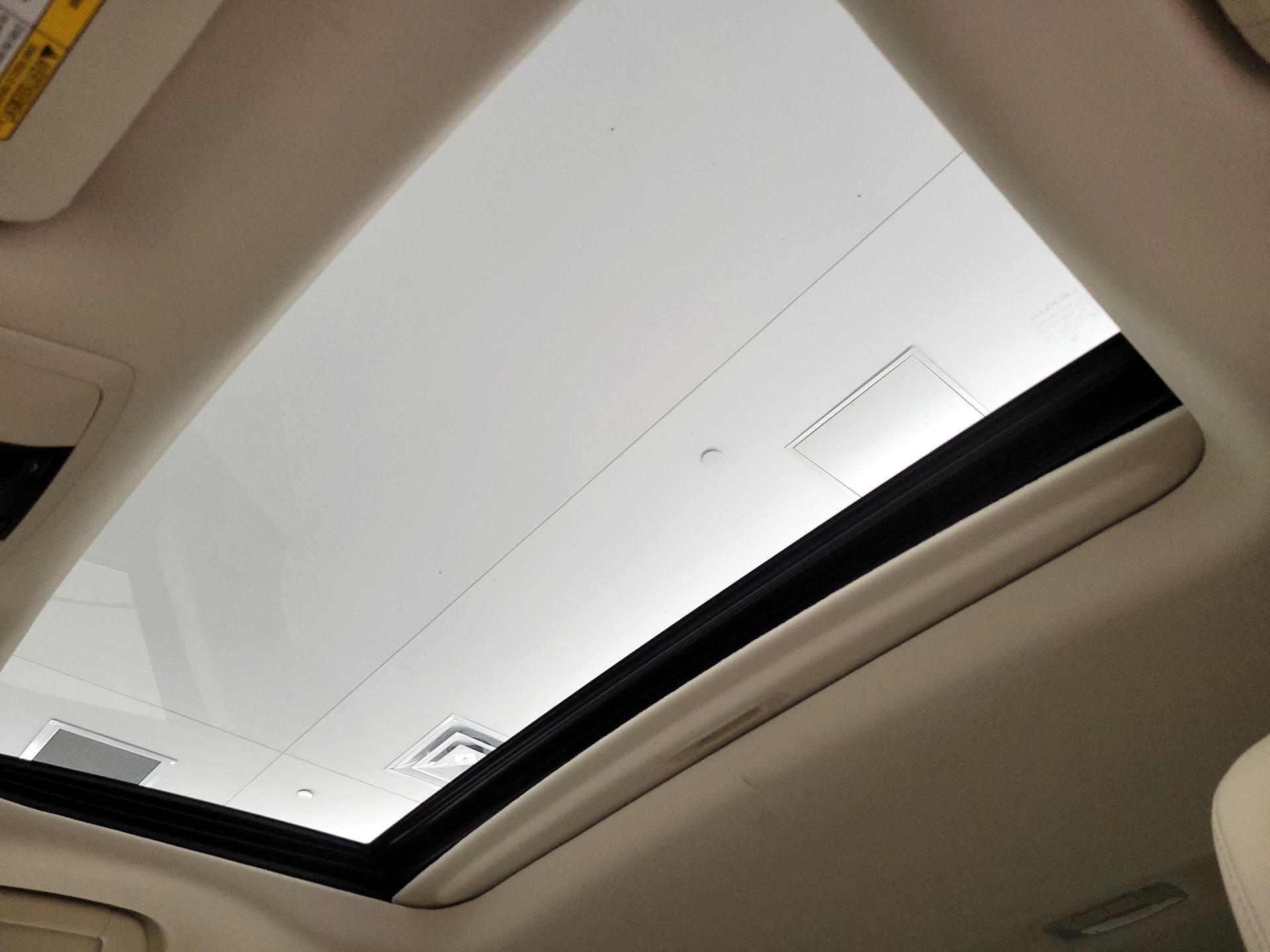Thumbnail: 2020 Lexus GX - 19