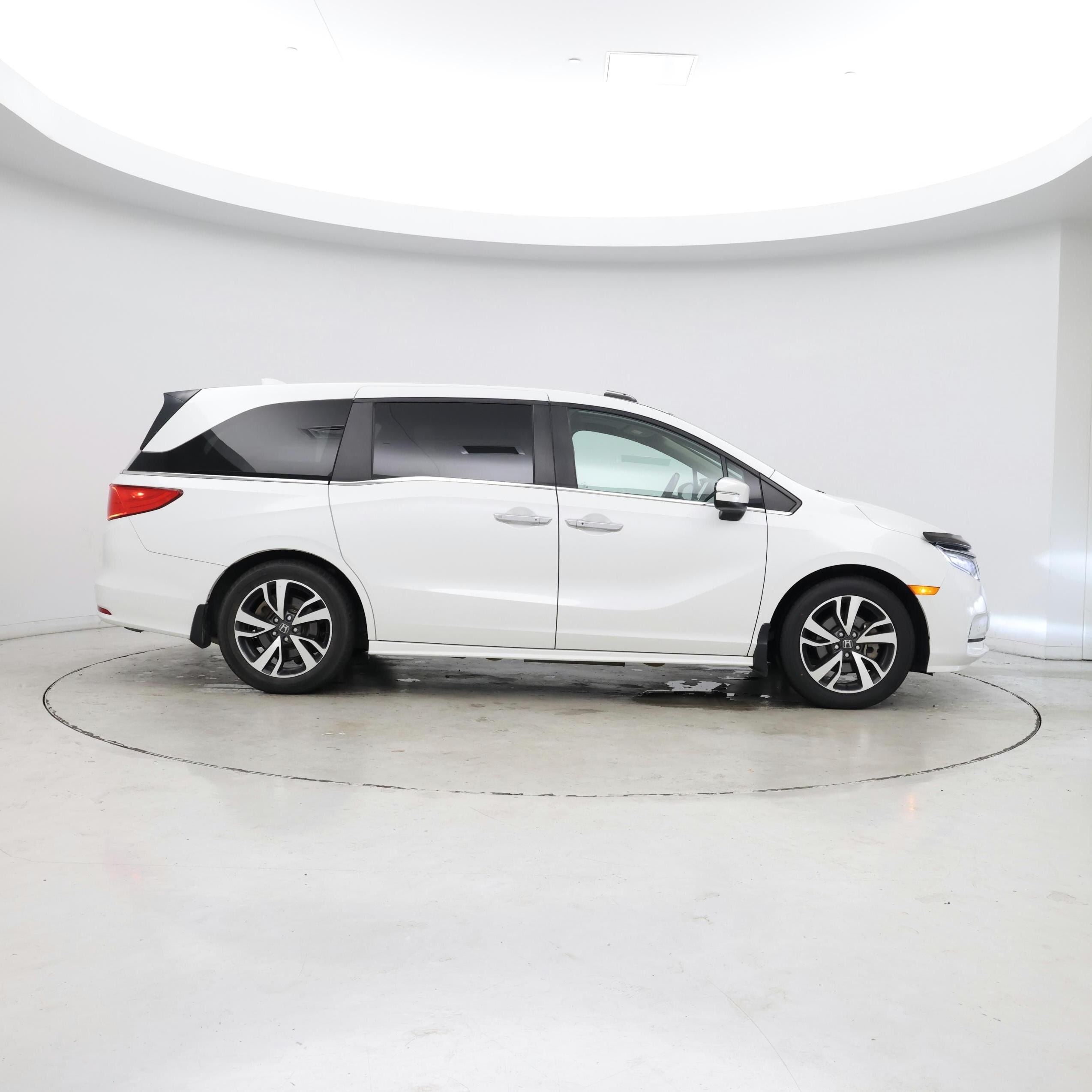 Thumbnail: 2021 Honda Odyssey - 7
