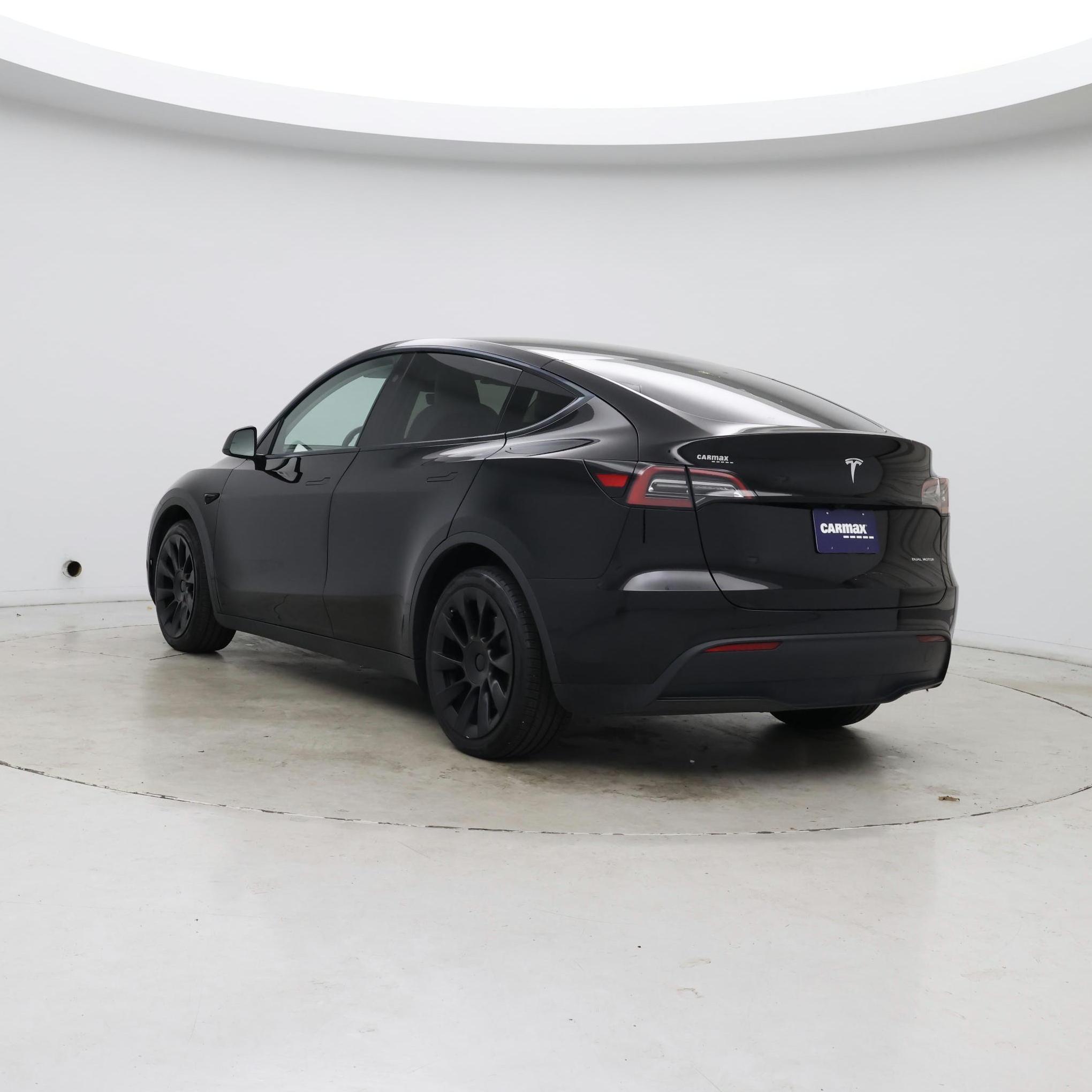 Thumbnail: 2023 Tesla Model Y - 2