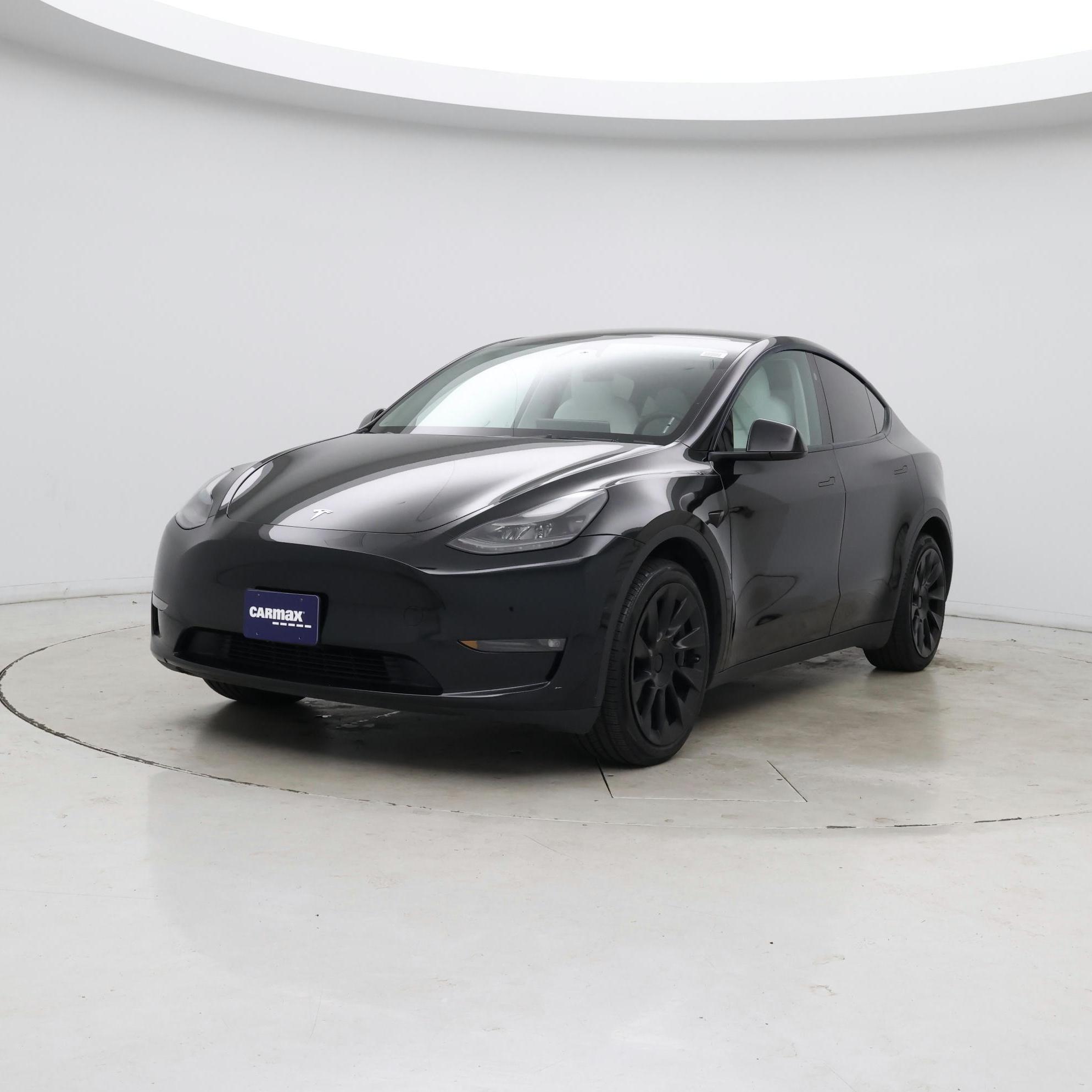 Thumbnail: 2023 Tesla Model Y - 4