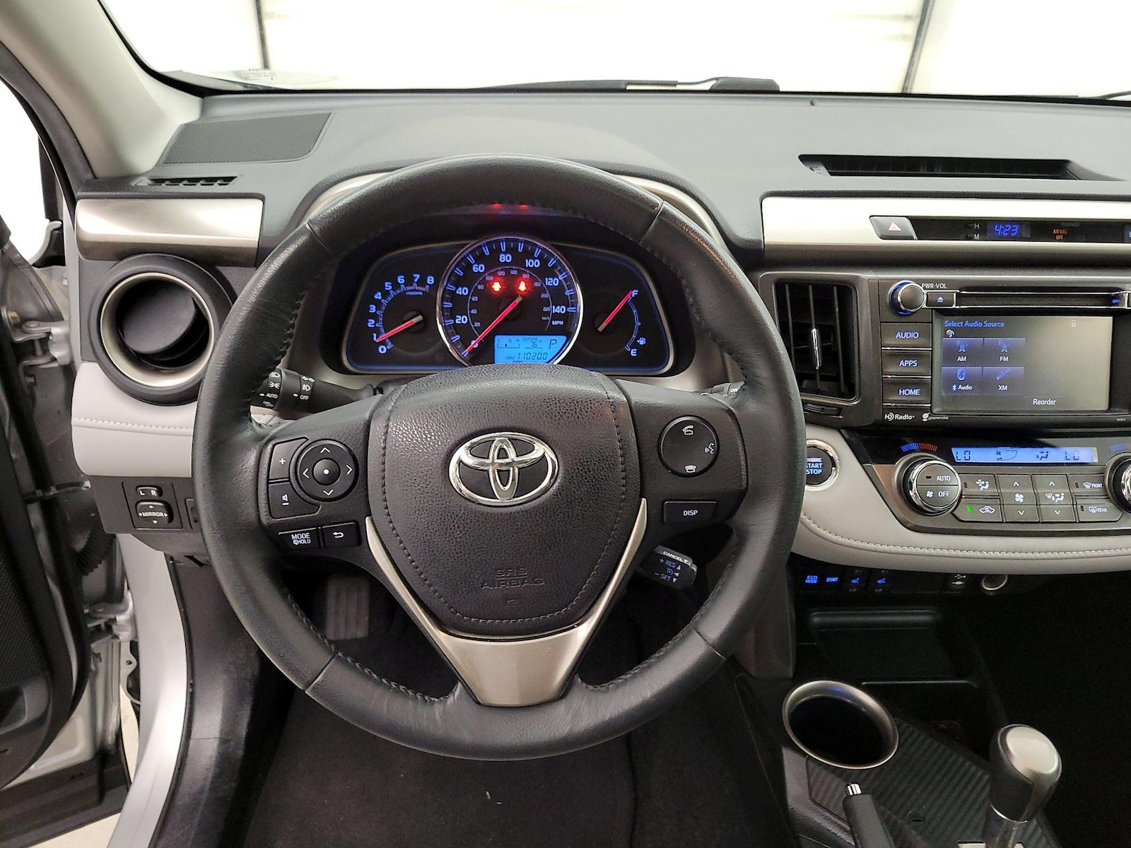 2014 Toyota RAV4 Limited - Photo 11