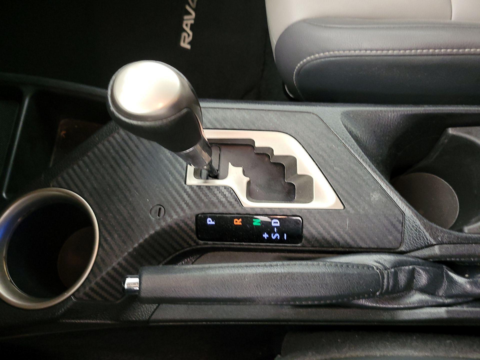 Thumbnail: 2014 Toyota RAV4 - 17