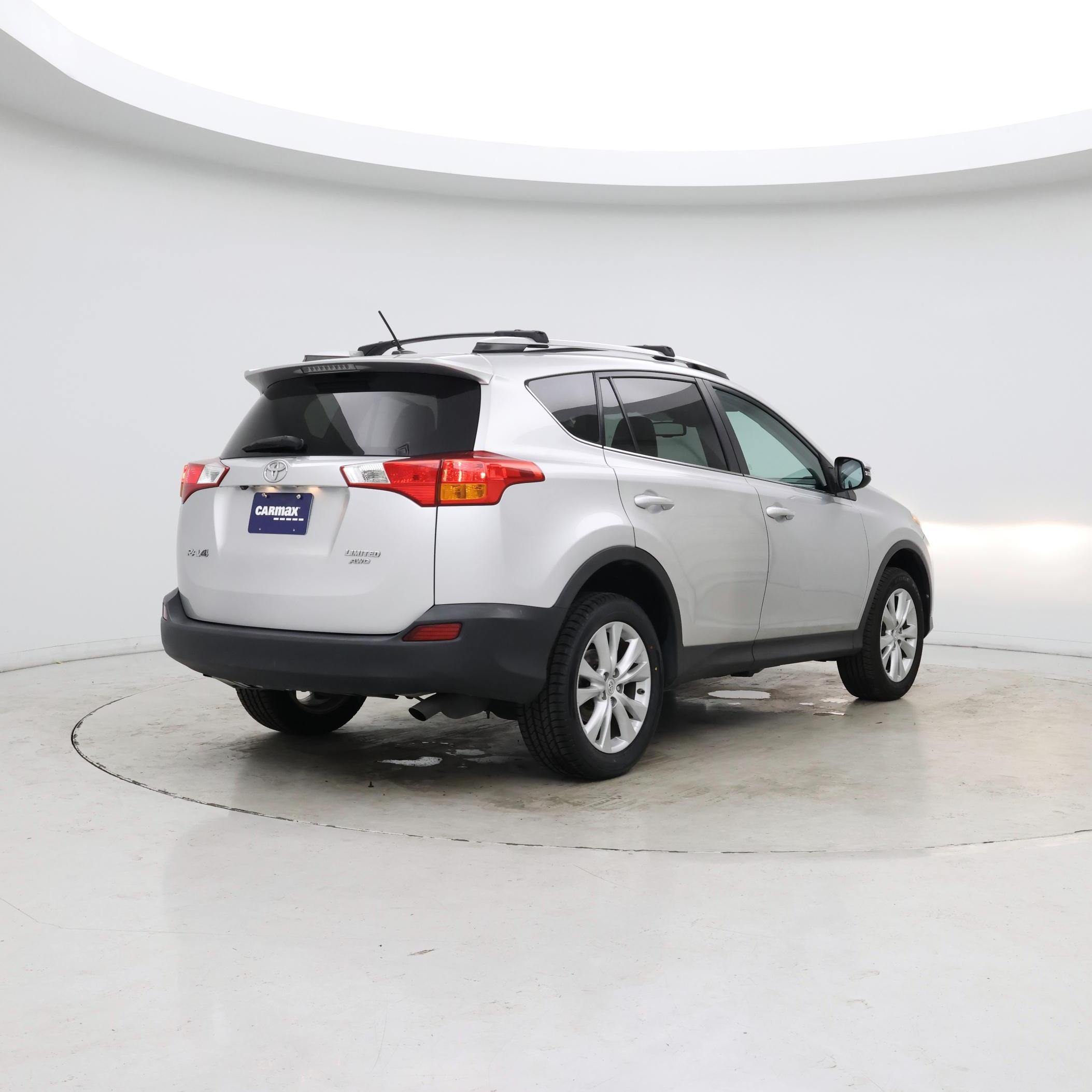 Thumbnail: 2014 Toyota RAV4 - 8