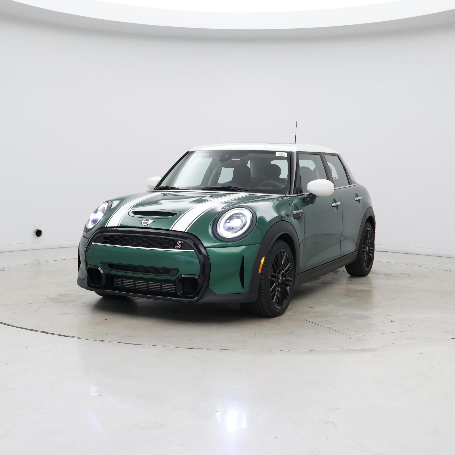 Thumbnail: 2023 MINI Cooper Hardtop - 4