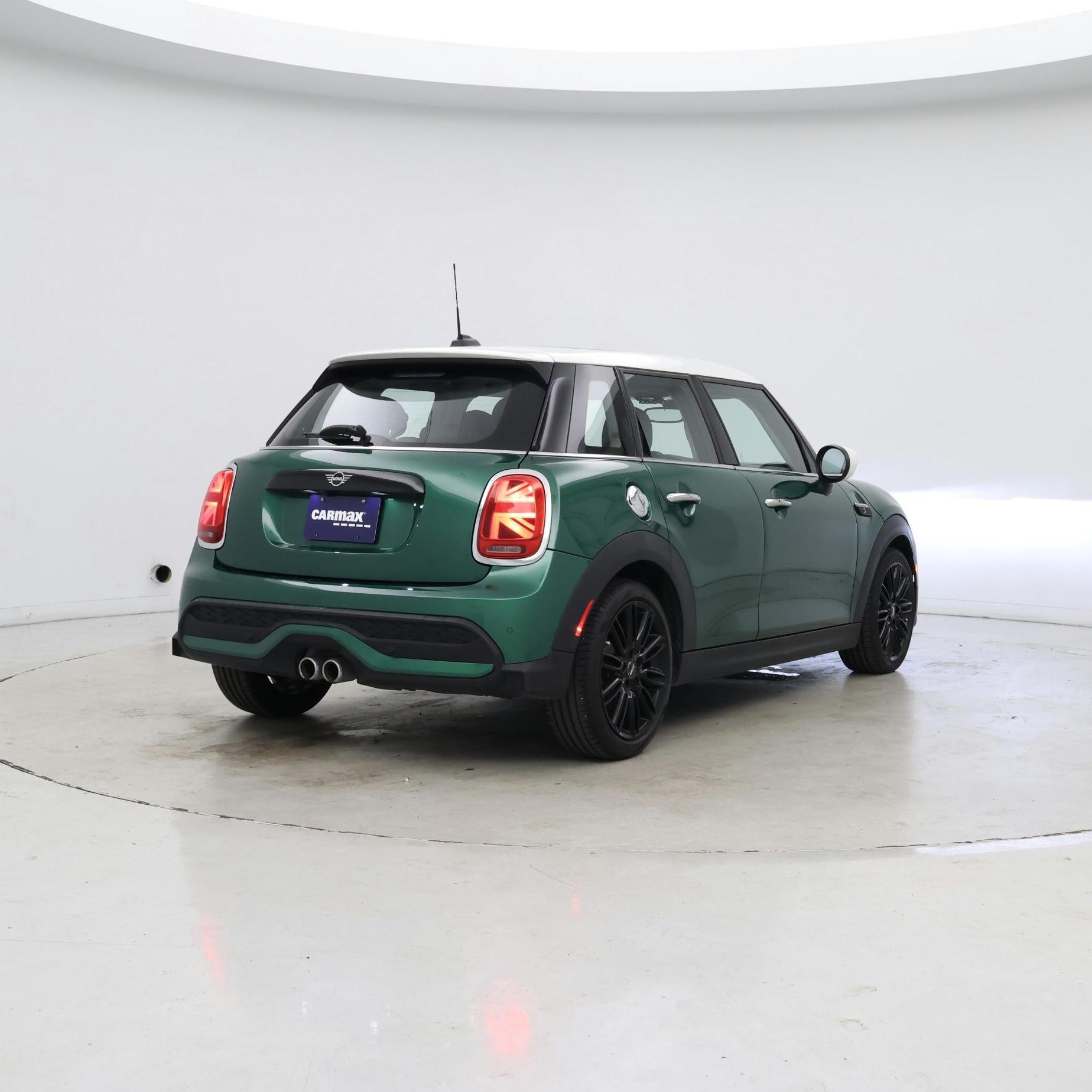 Thumbnail: 2023 MINI Cooper Hardtop - 8