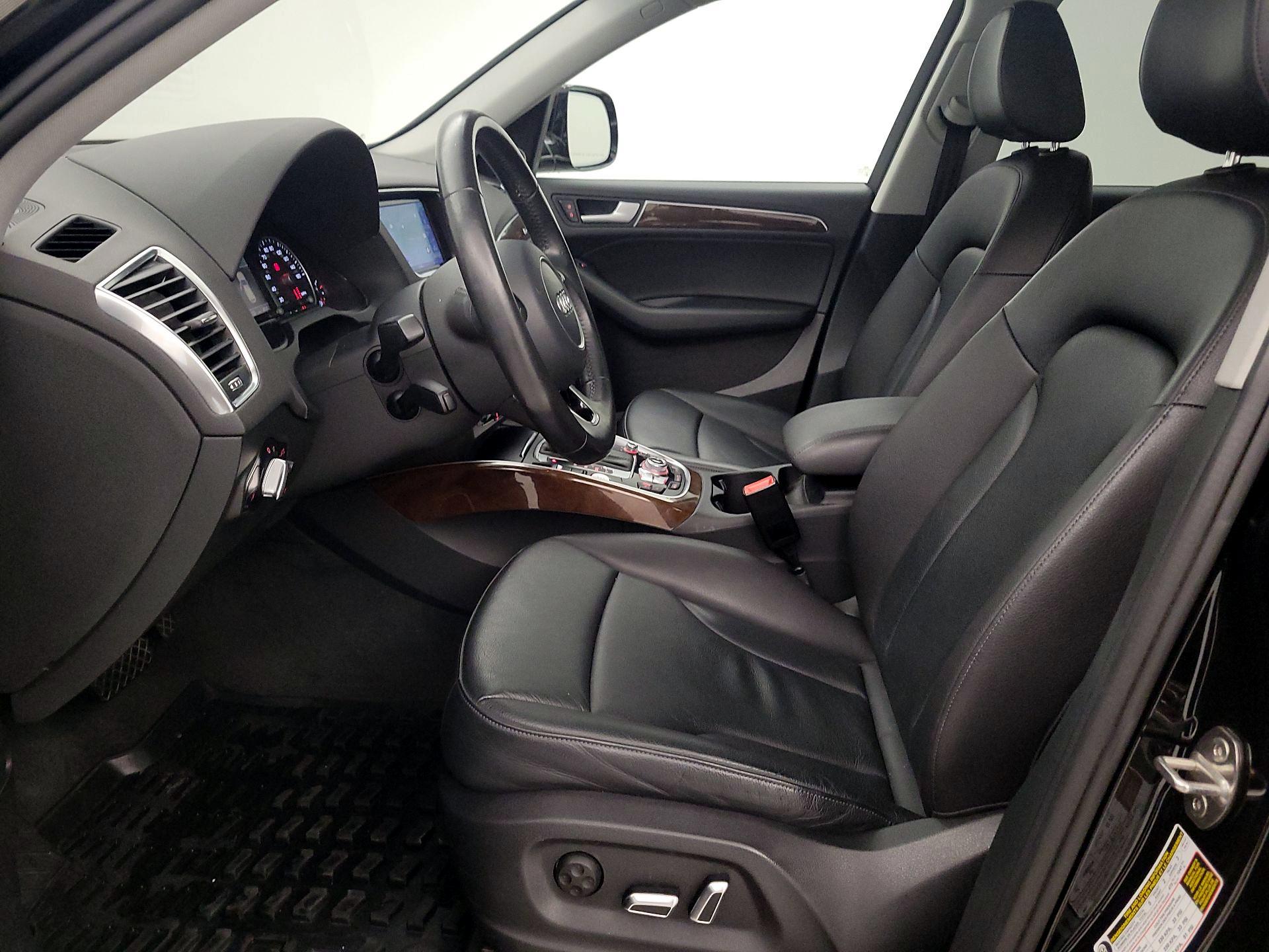 Thumbnail: 2016 Audi Q5 - 11