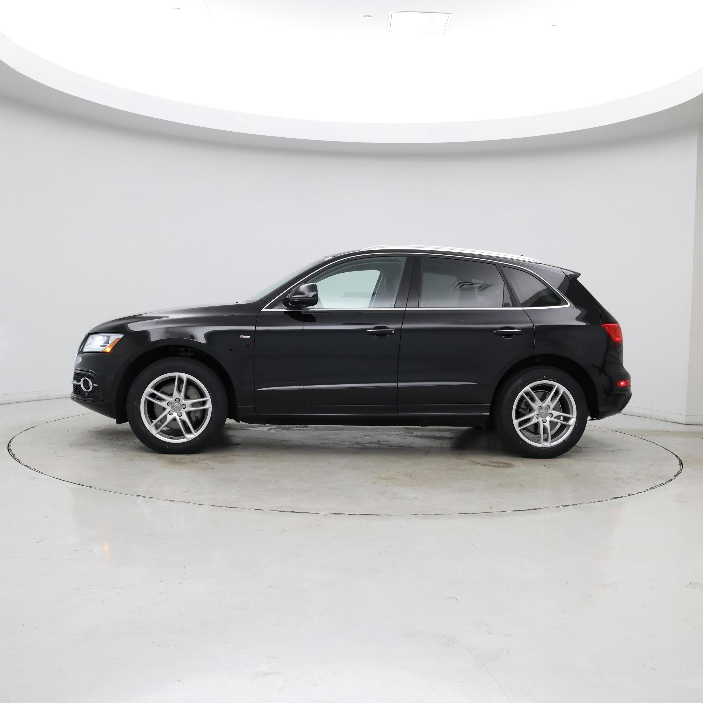 Thumbnail: 2016 Audi Q5 - 3