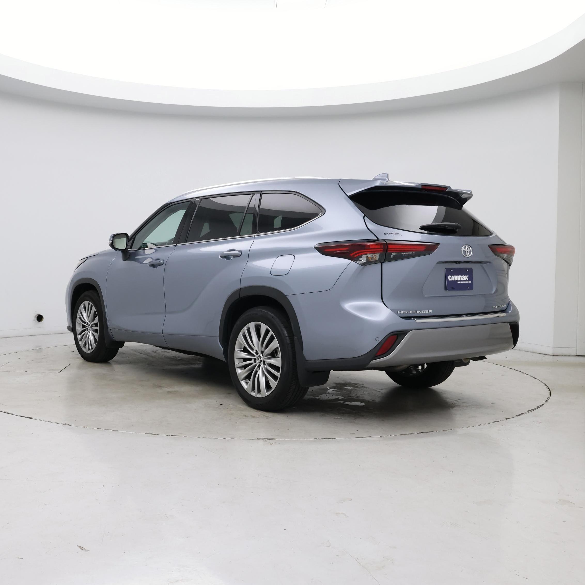 Thumbnail: 2024 Toyota Highlander - 2