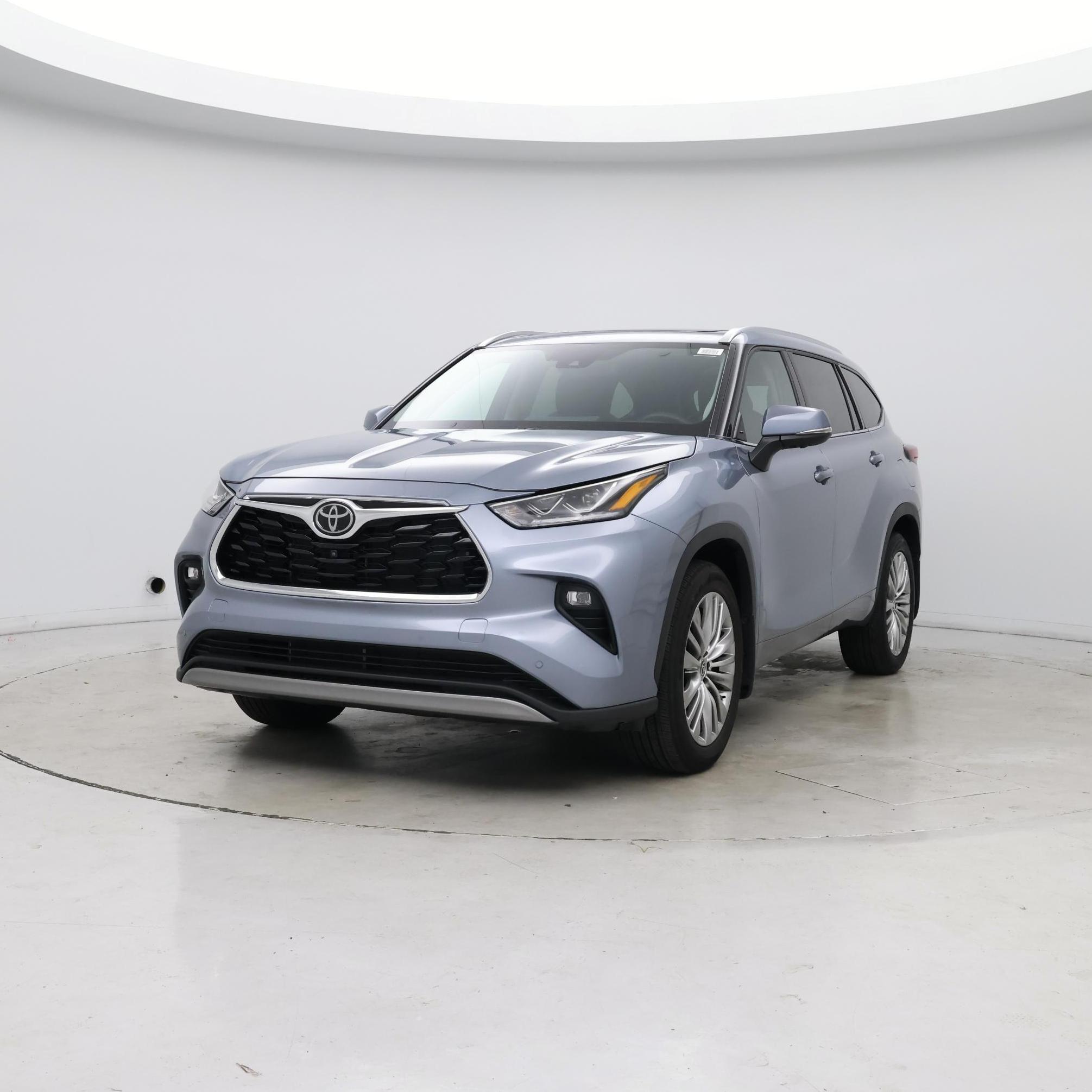 Thumbnail: 2024 Toyota Highlander - 4