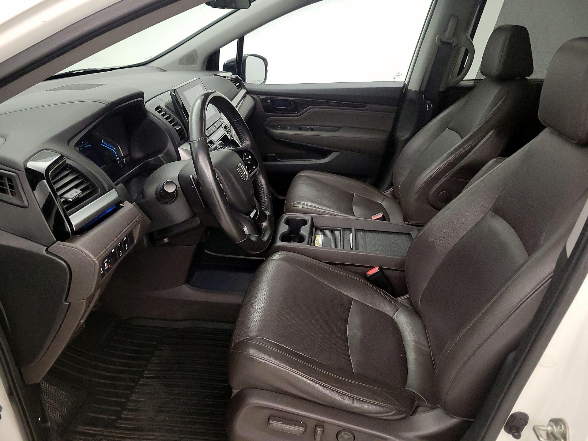 Thumbnail: 2018 Honda Odyssey - 11