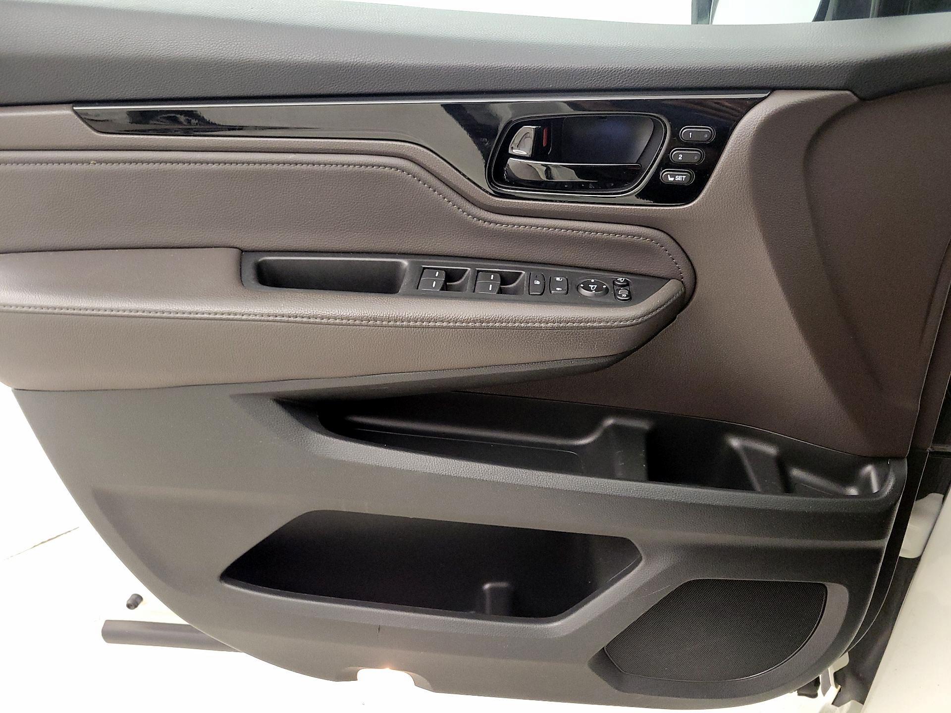 Thumbnail: 2018 Honda Odyssey - 12