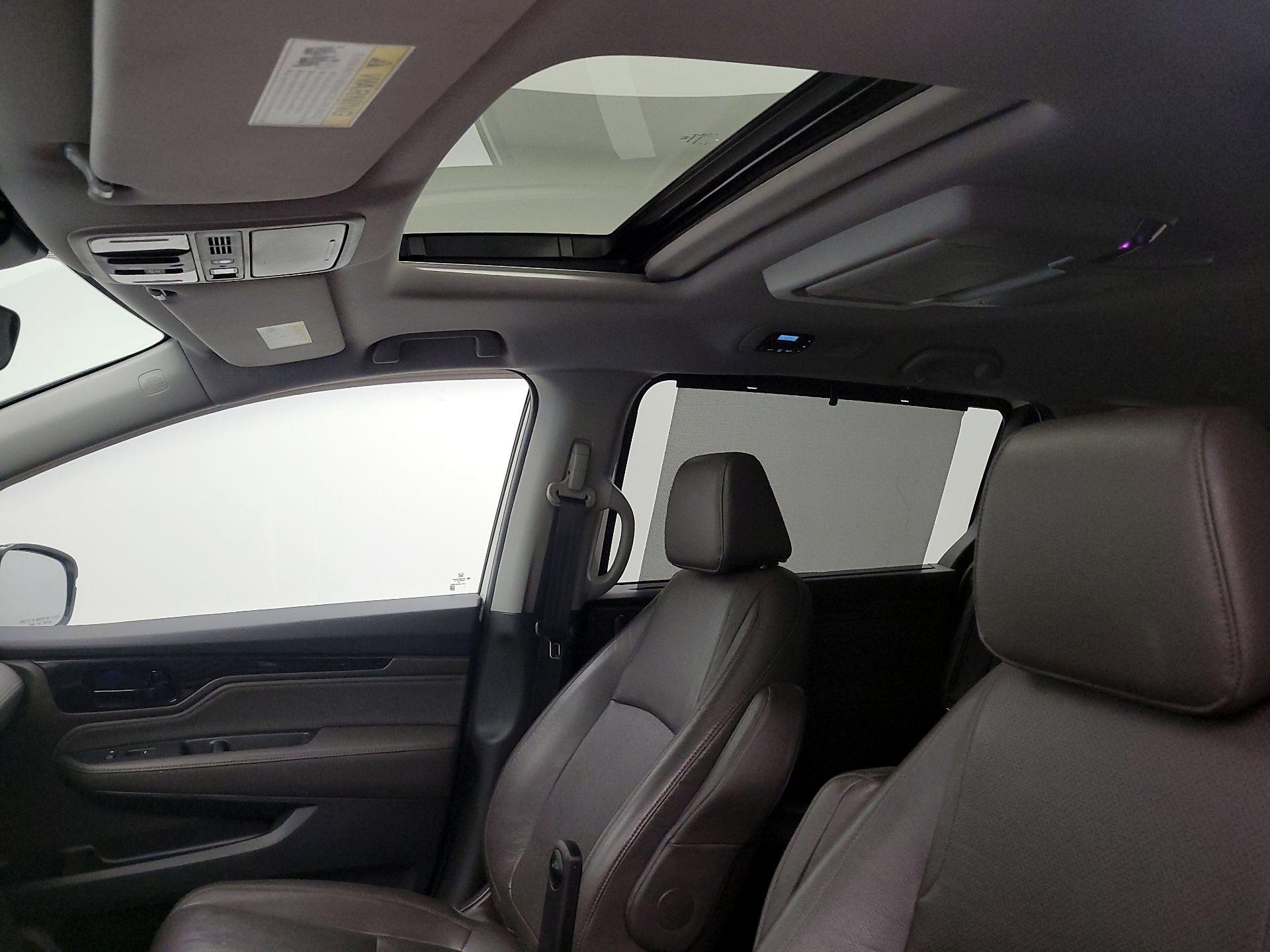 Thumbnail: 2018 Honda Odyssey - 19