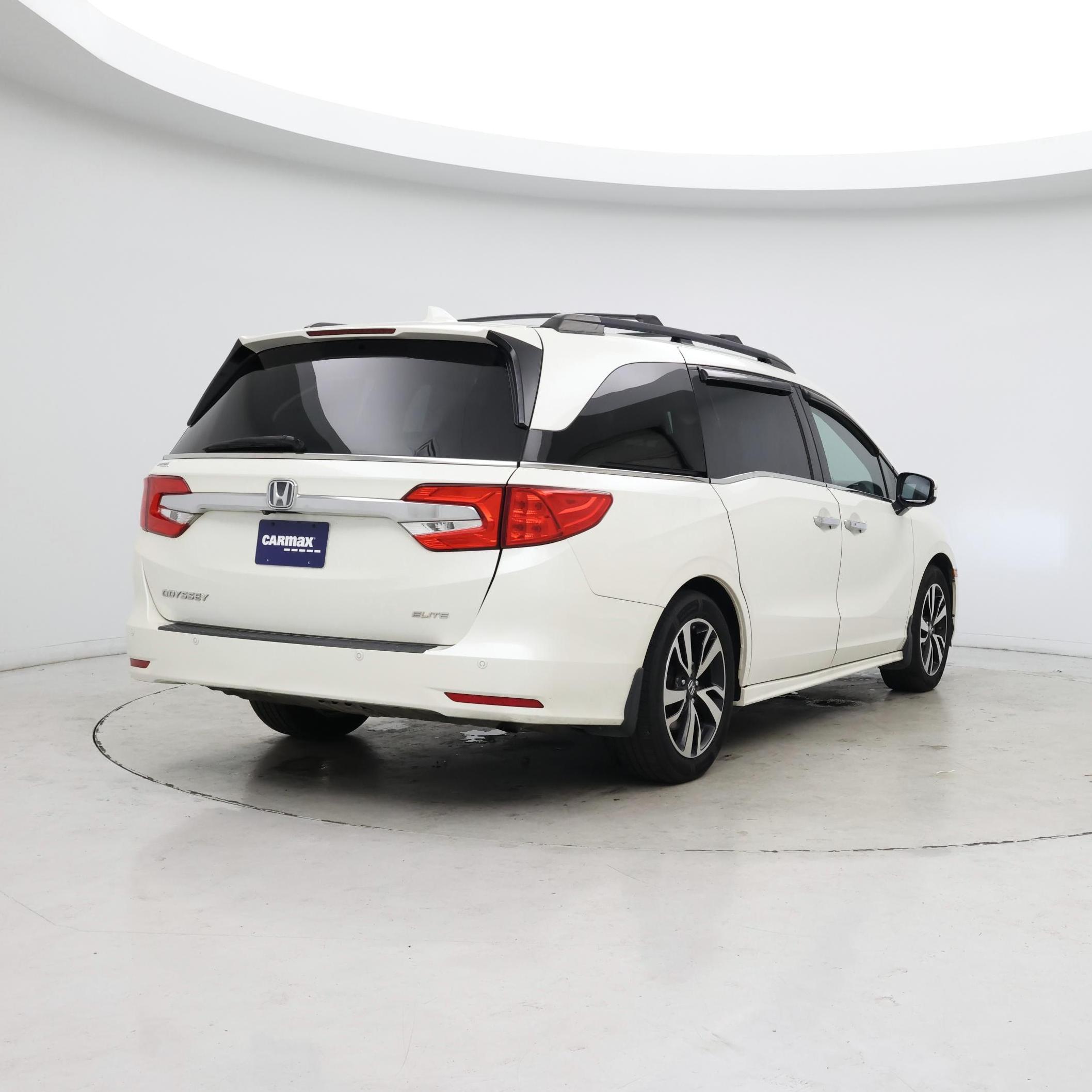 Thumbnail: 2018 Honda Odyssey - 8