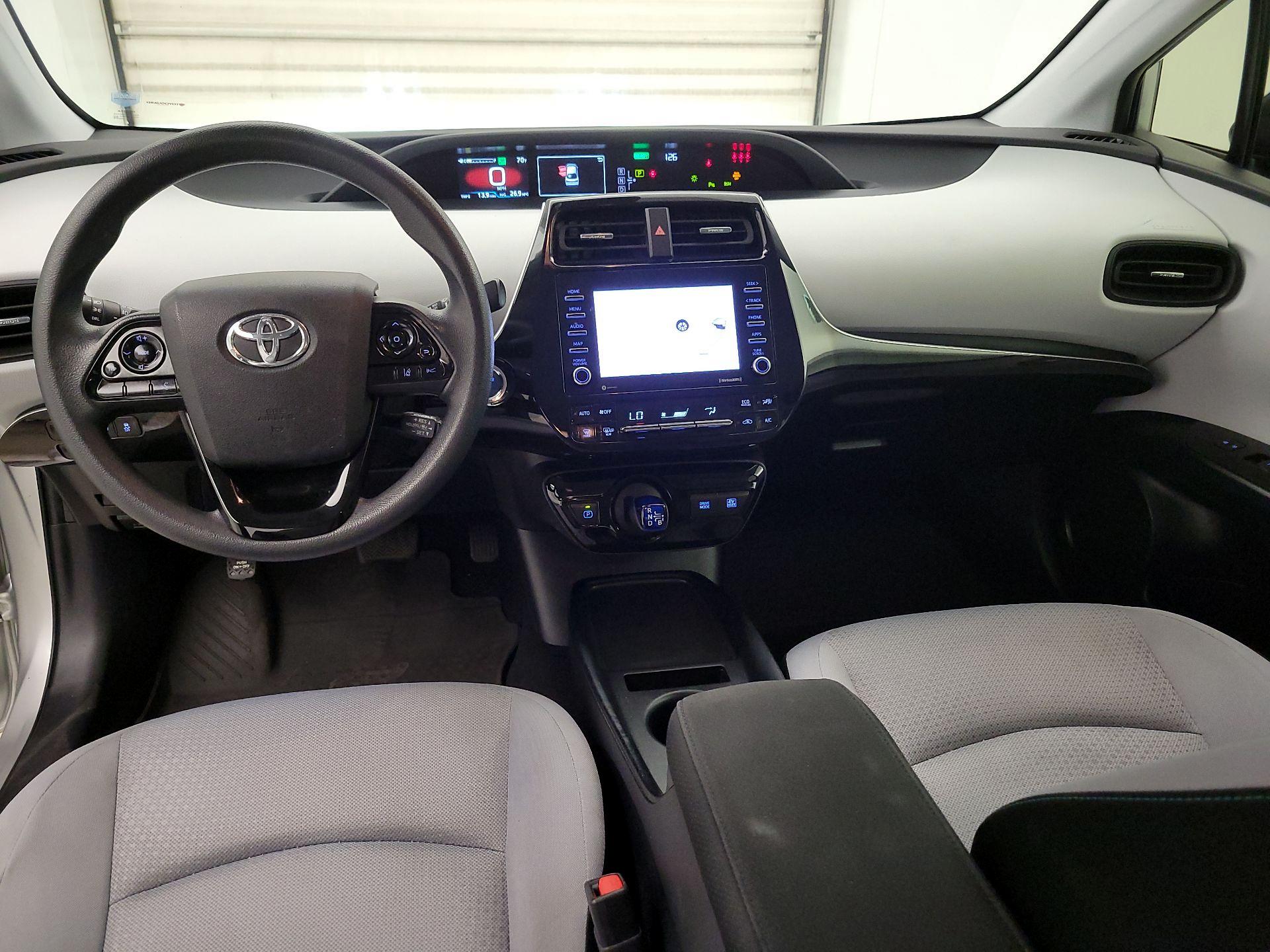 Thumbnail: 2022 Toyota Prius - 9
