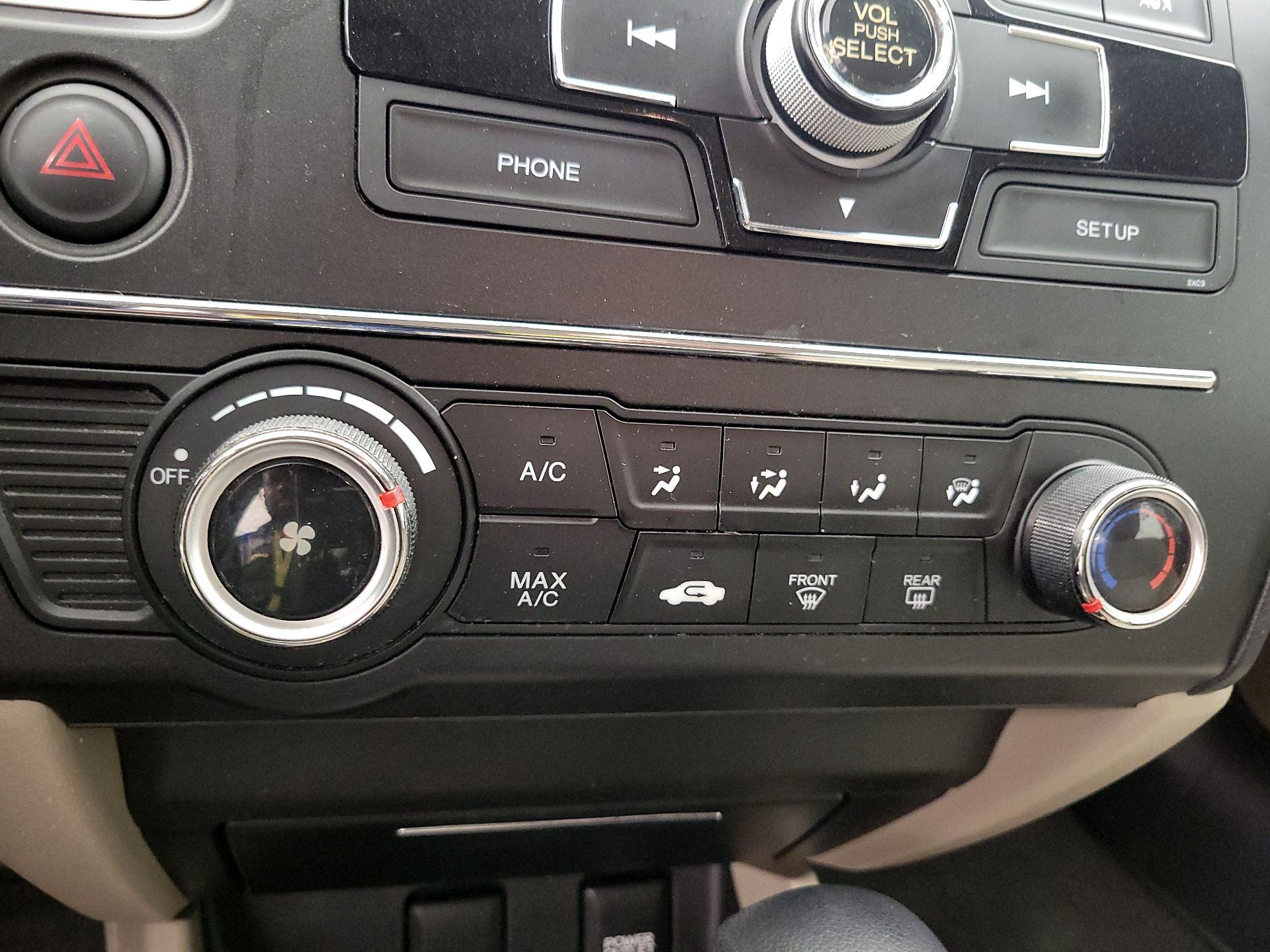 Thumbnail: 2014 Honda Civic - 16