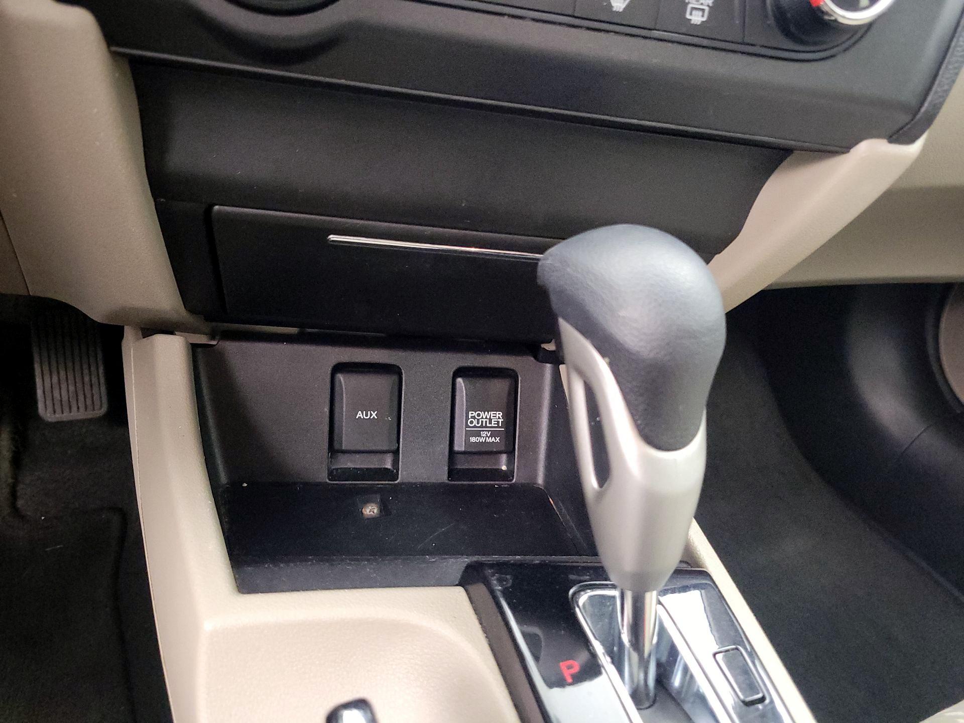 Thumbnail: 2014 Honda Civic - 18