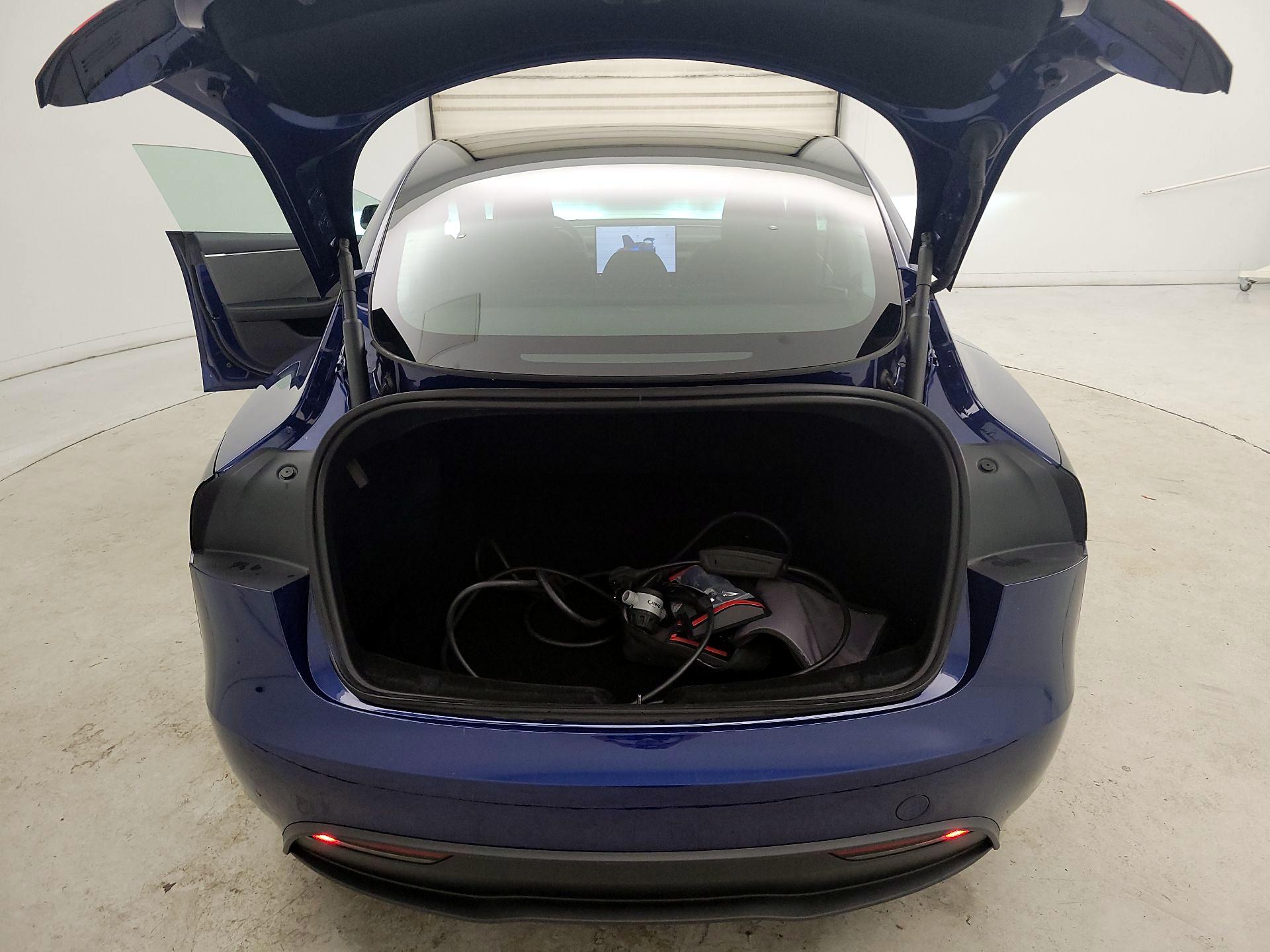 Thumbnail: 2025 Tesla Model 3 - 18
