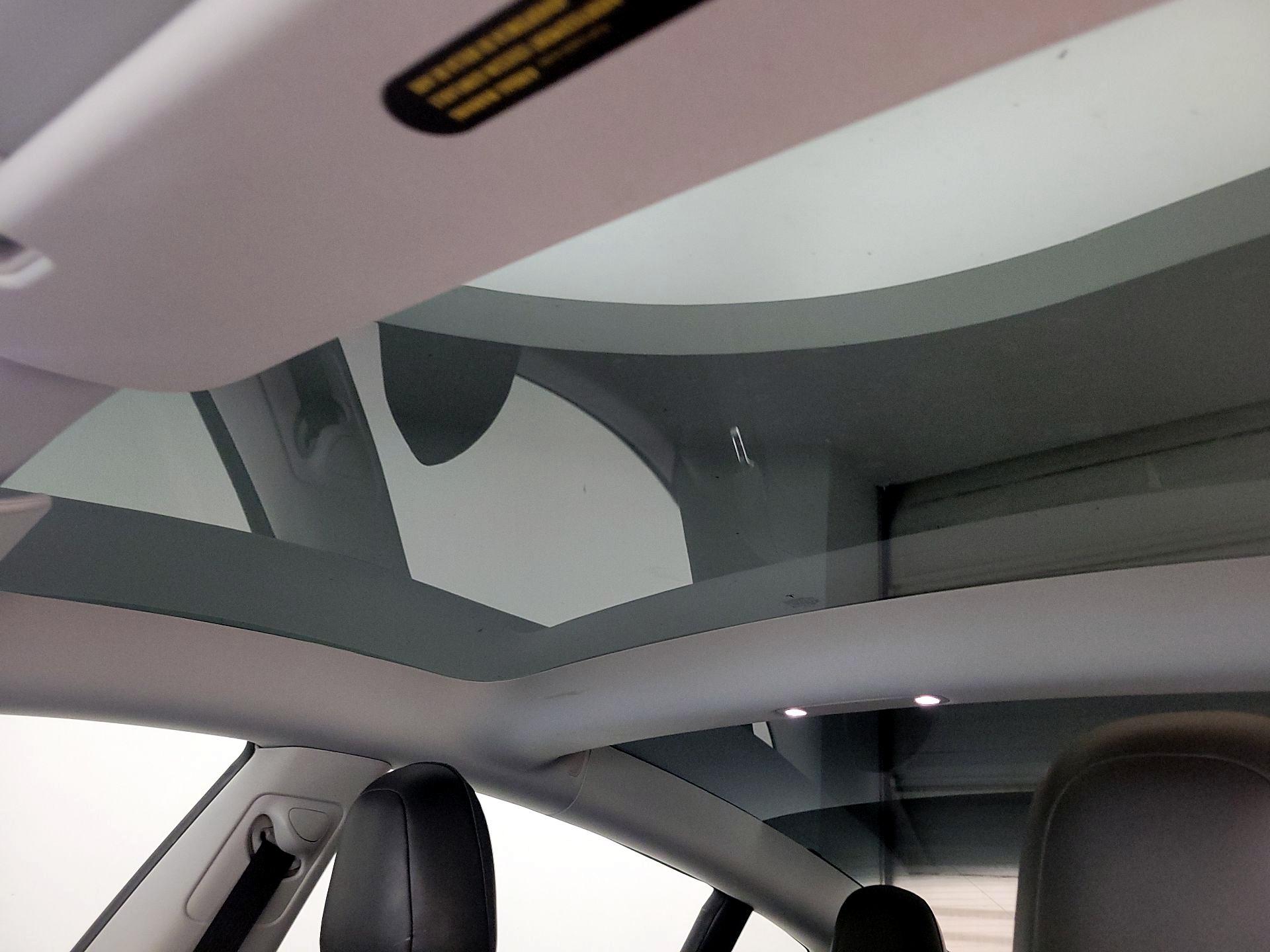Thumbnail: 2021 Tesla Model 3 - 16