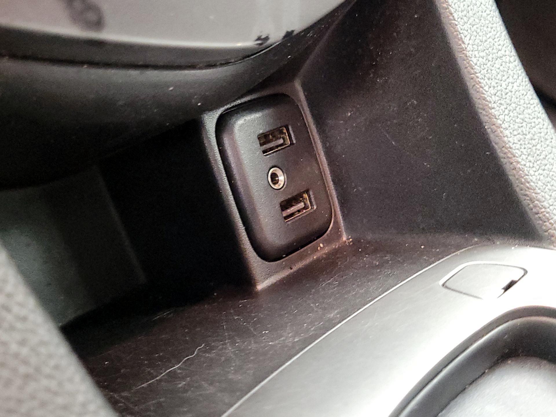 Thumbnail: 2019 Chevrolet Sonic - 16