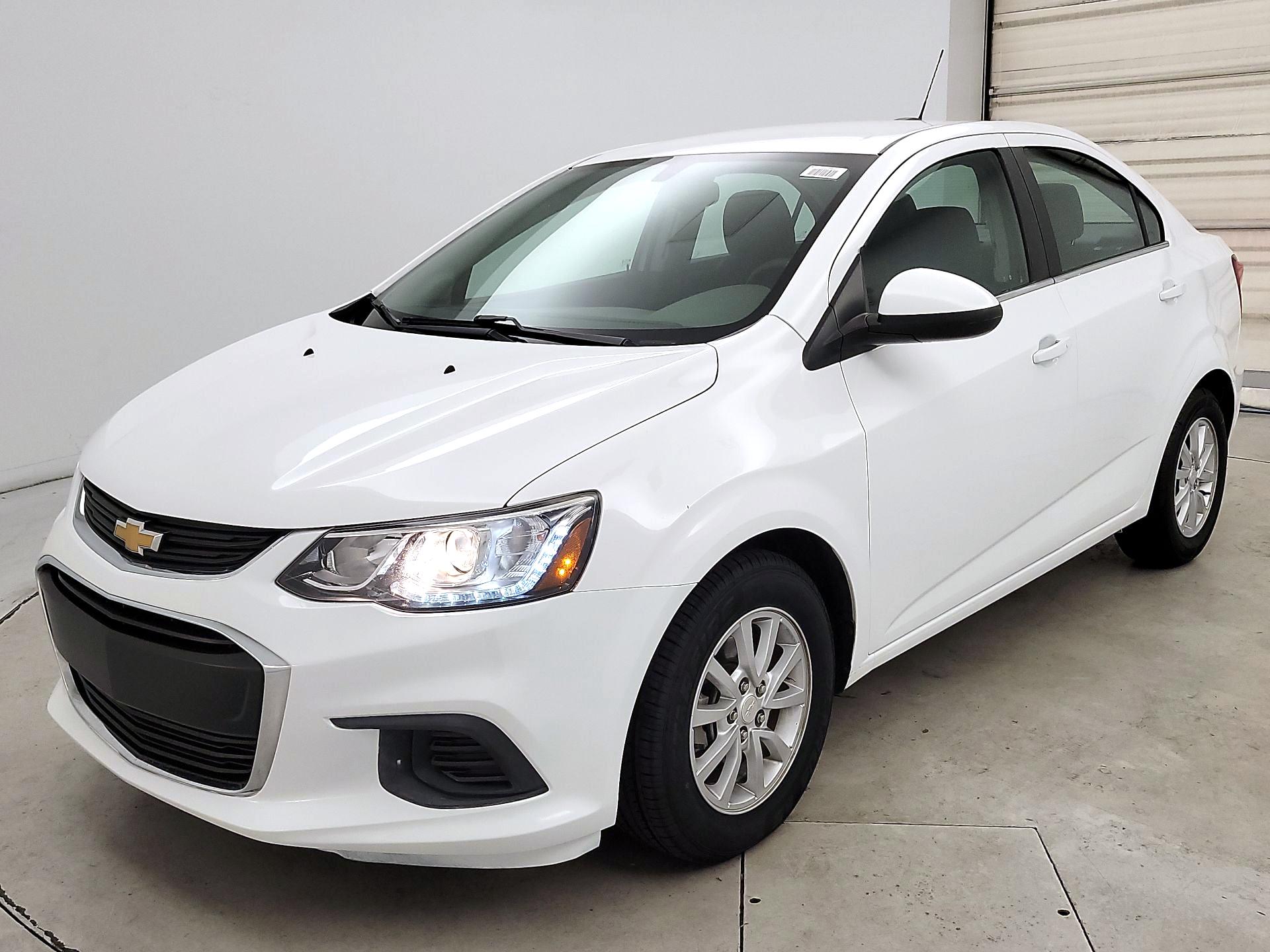 Thumbnail: 2019 Chevrolet Sonic - 3