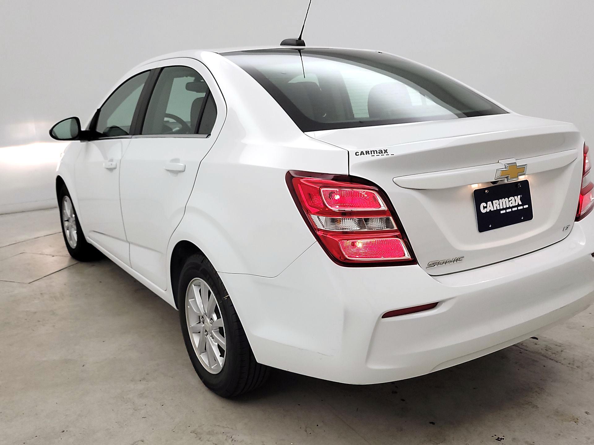 Thumbnail: 2019 Chevrolet Sonic - 7