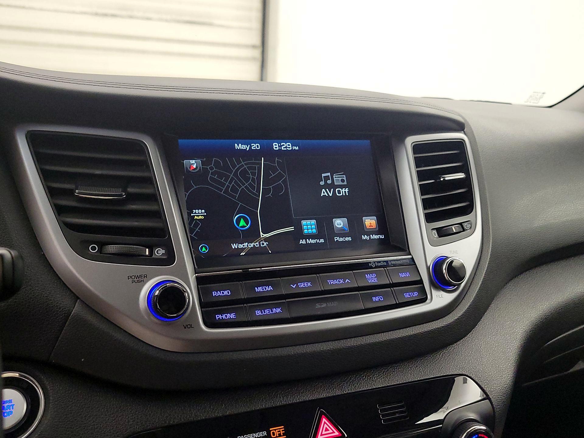 Thumbnail: 2016 Hyundai Tucson - 15