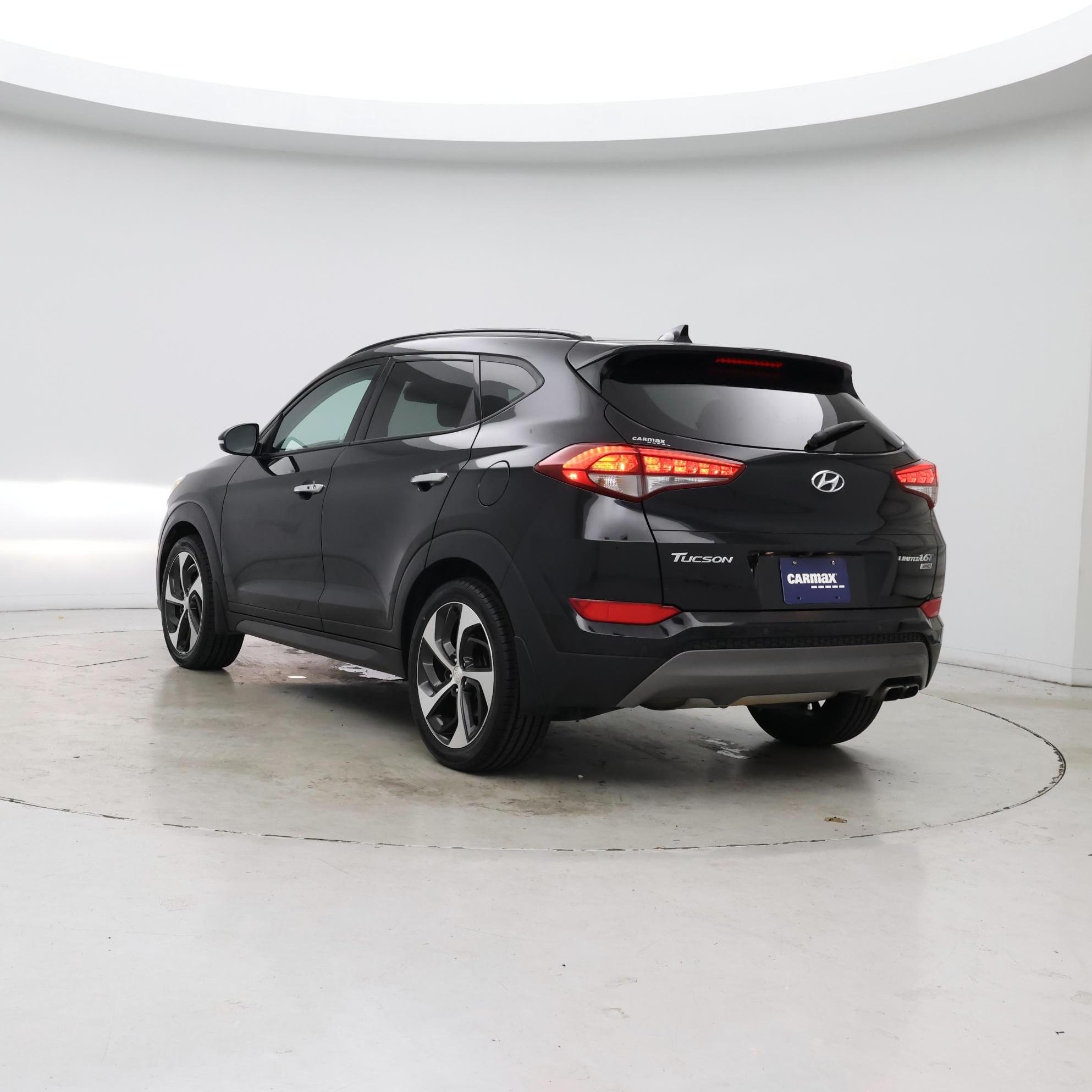 Thumbnail: 2016 Hyundai Tucson - 2