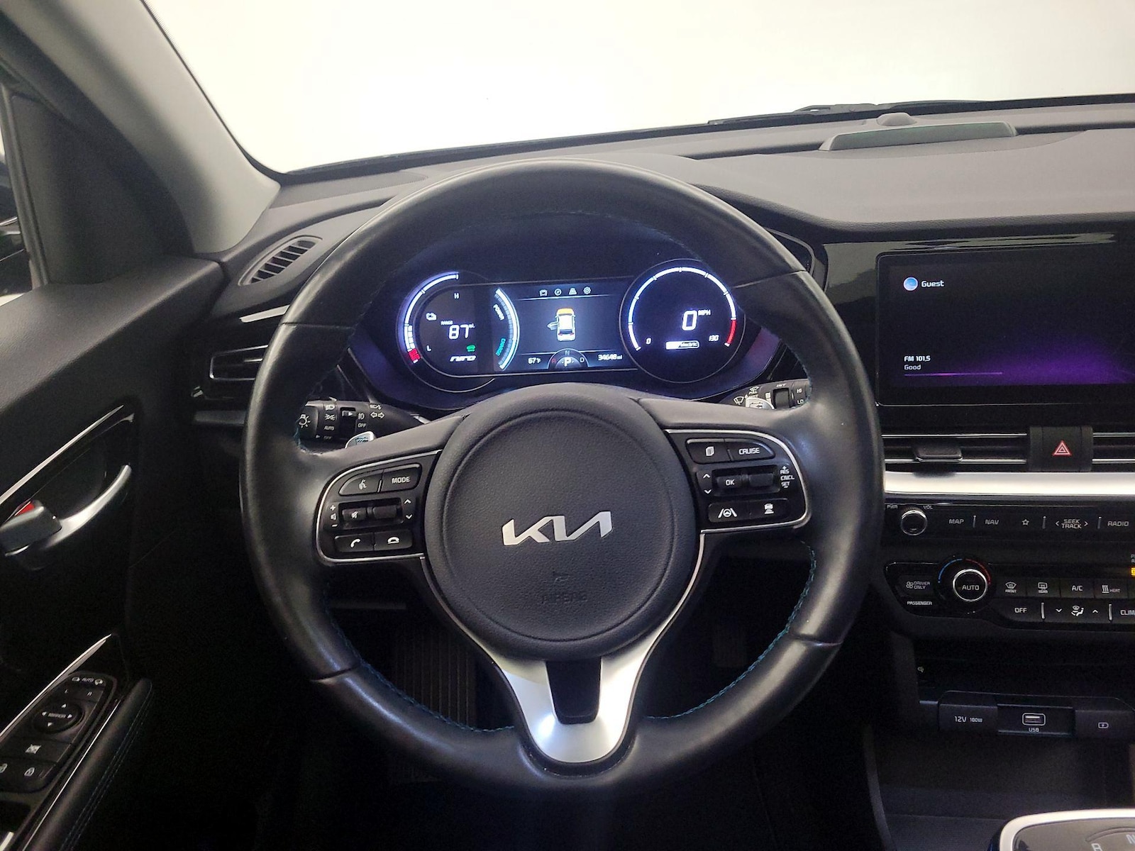 2022 Kia Niro EX Premium - Photo 11