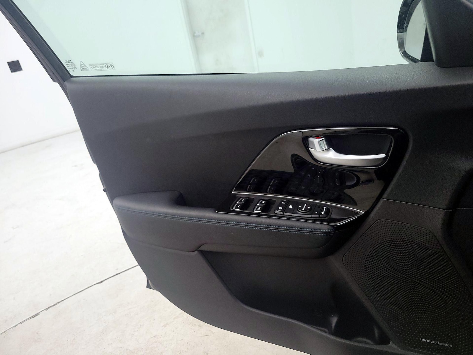 2022 Kia Niro EX Premium - Photo 13