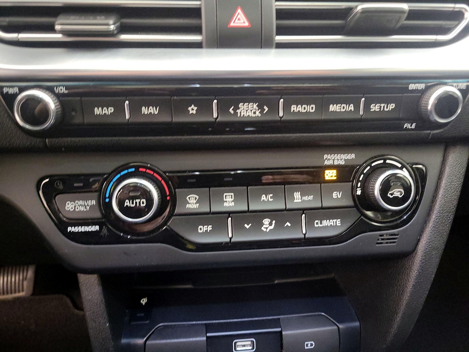 2022 Kia Niro EX Premium - Photo 18