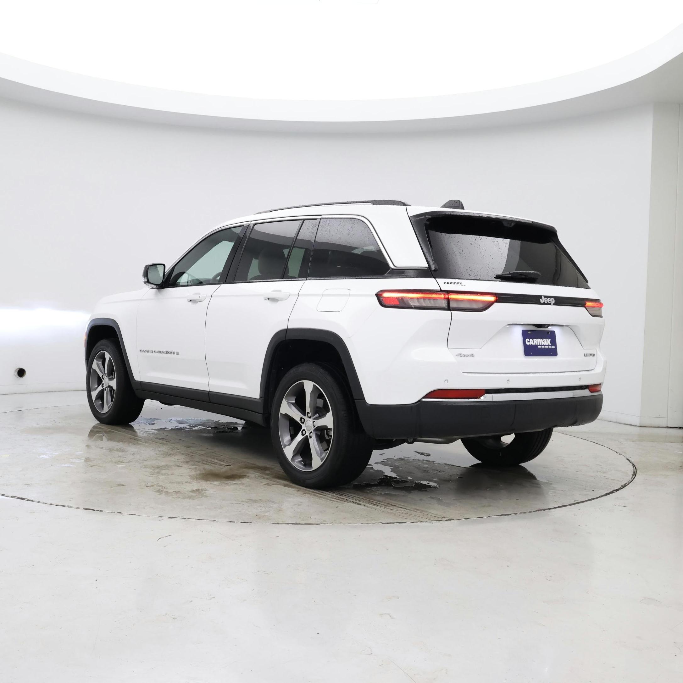 Thumbnail: 2023 Jeep Grand Cherokee - 2