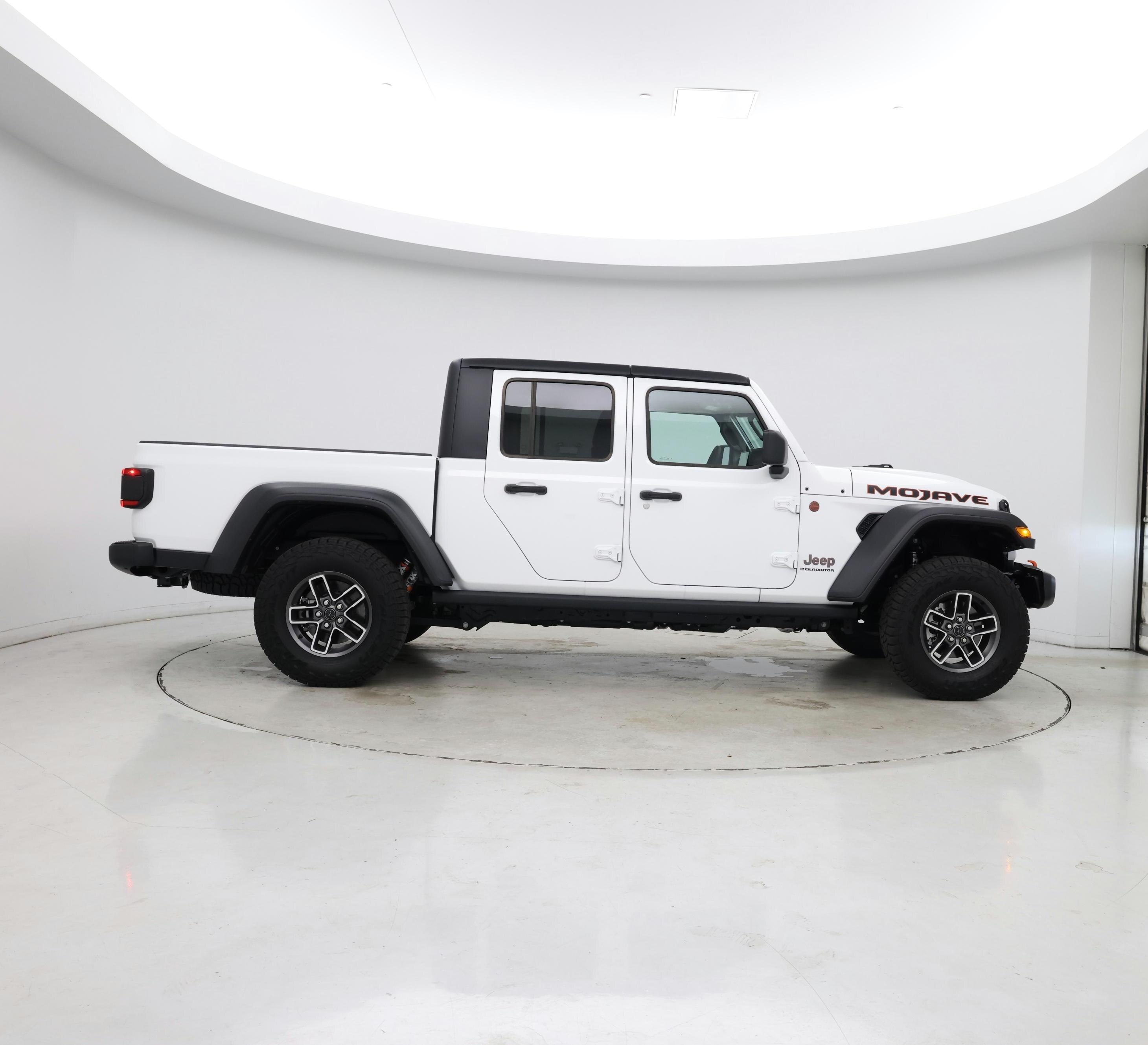 Thumbnail: 2025 Jeep Gladiator - 7