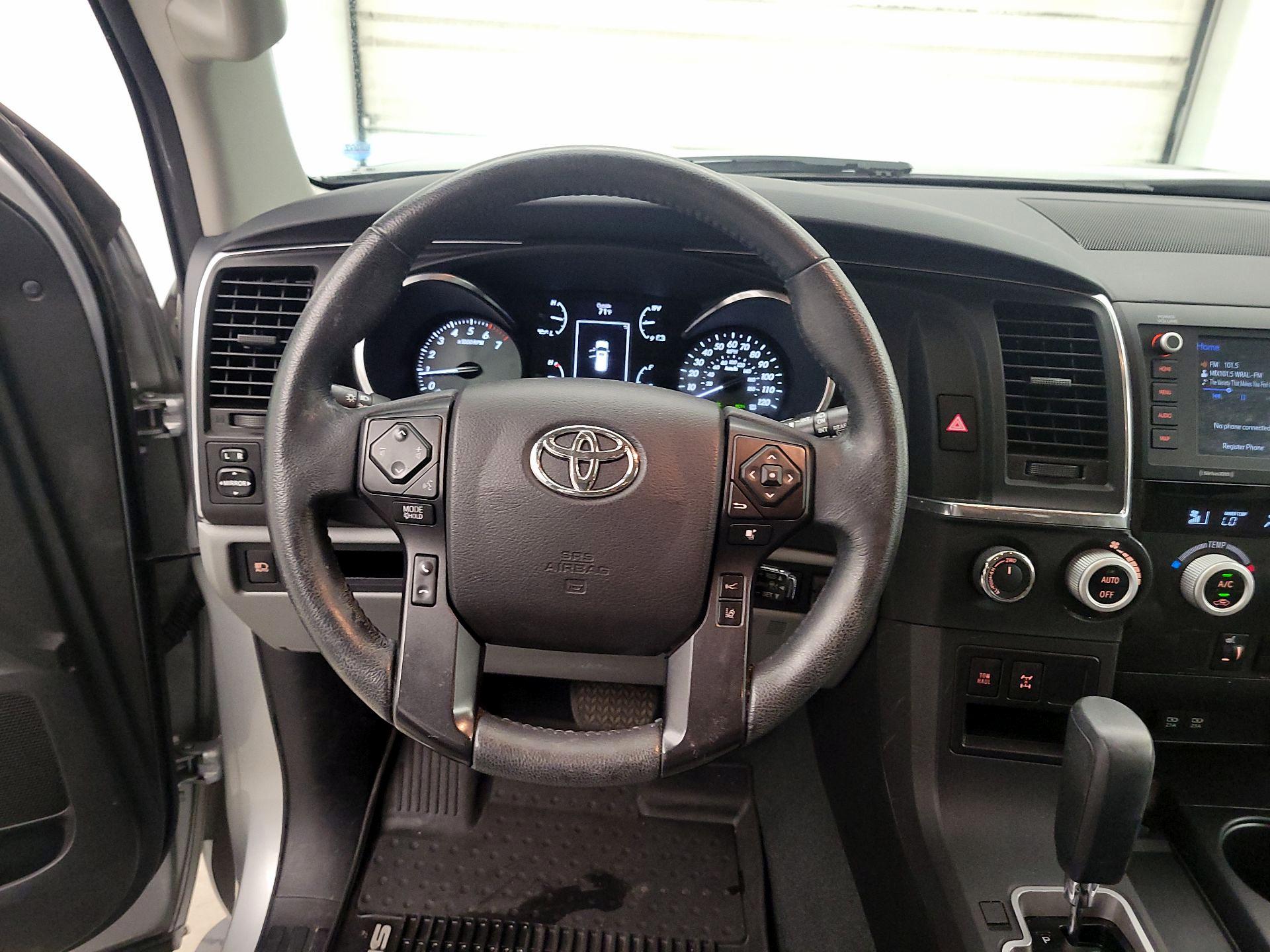 Thumbnail: 2020 Toyota Sequoia - 10
